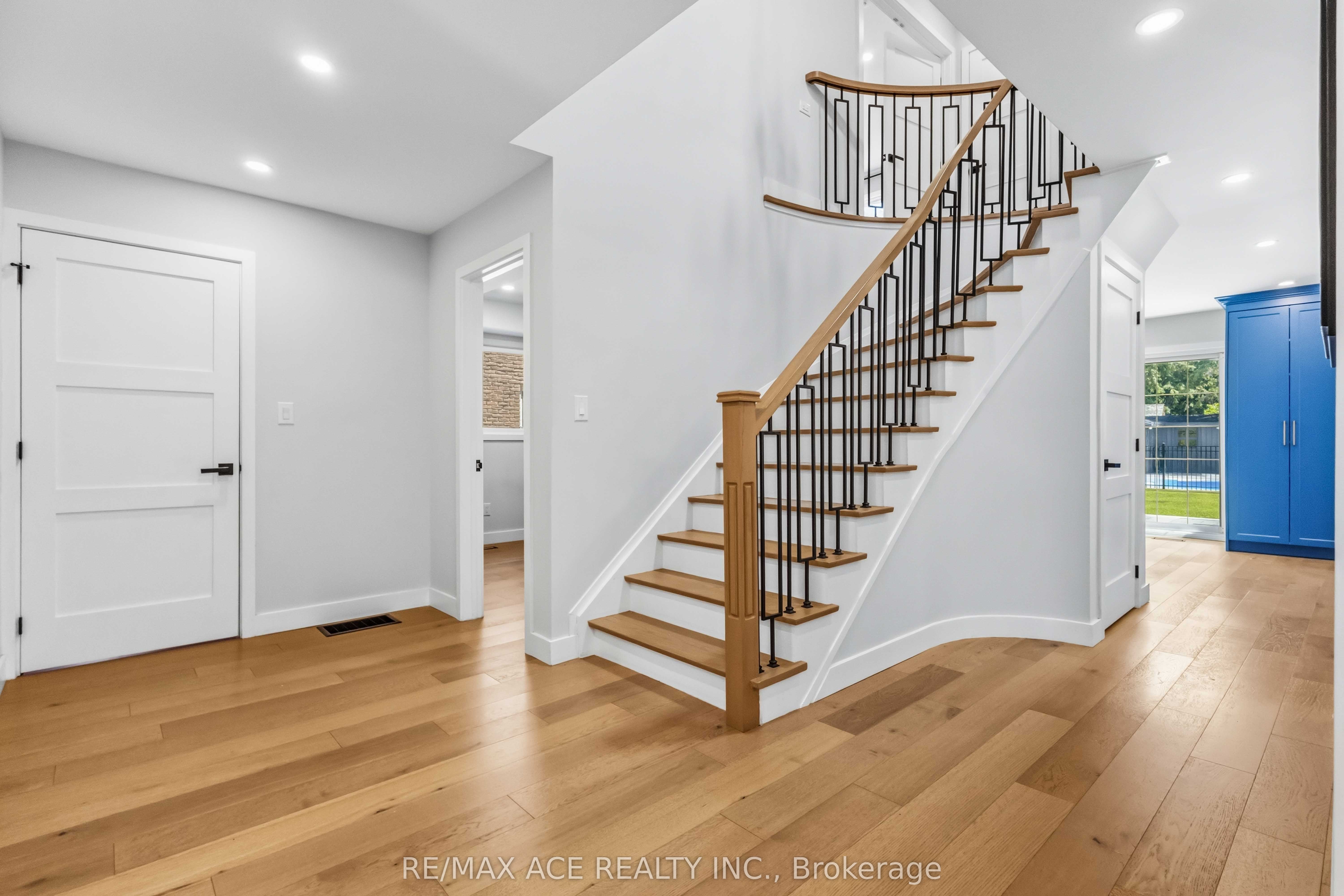 19 Barker Court Property Photo 26