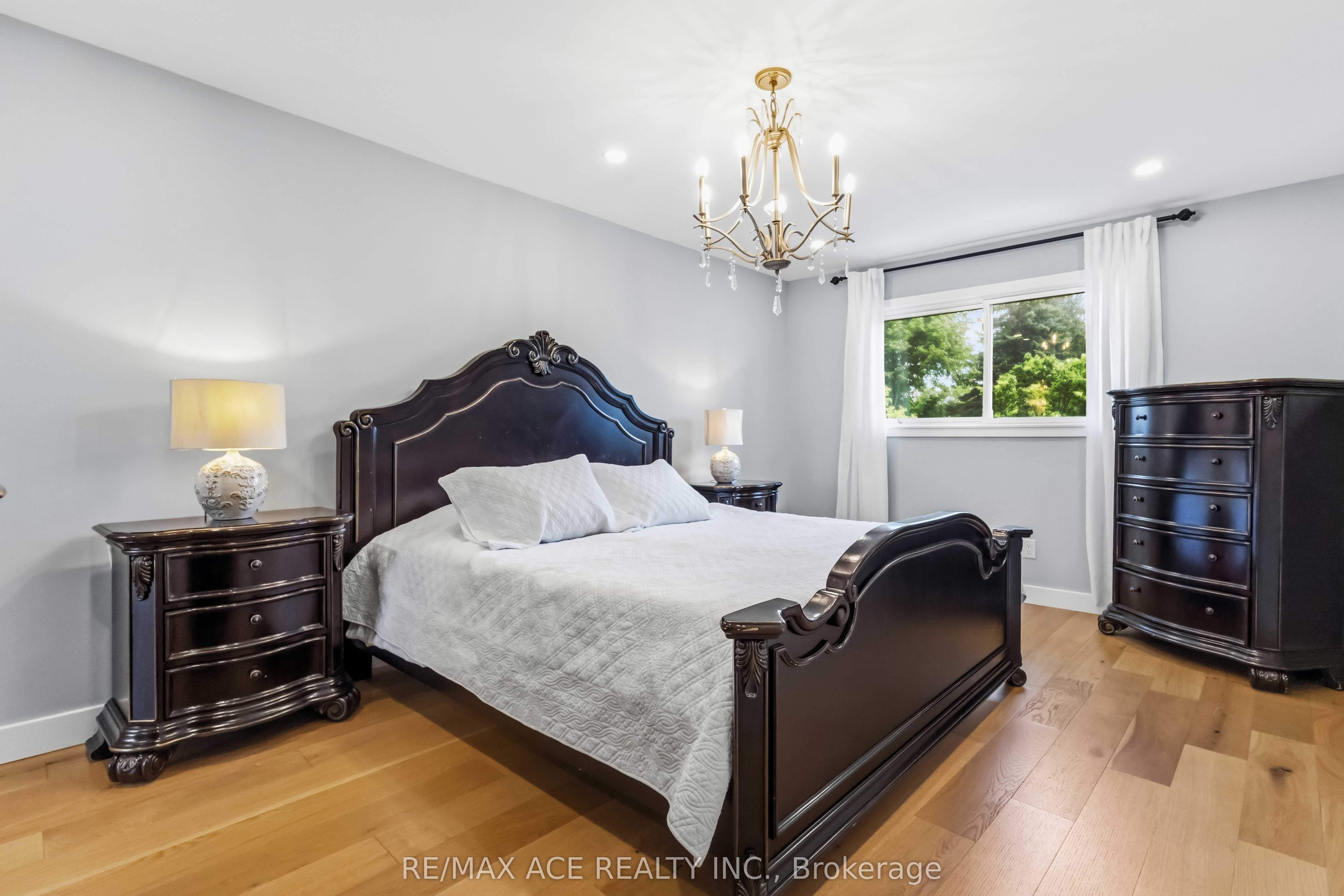 19 Barker Court Property Photo 28