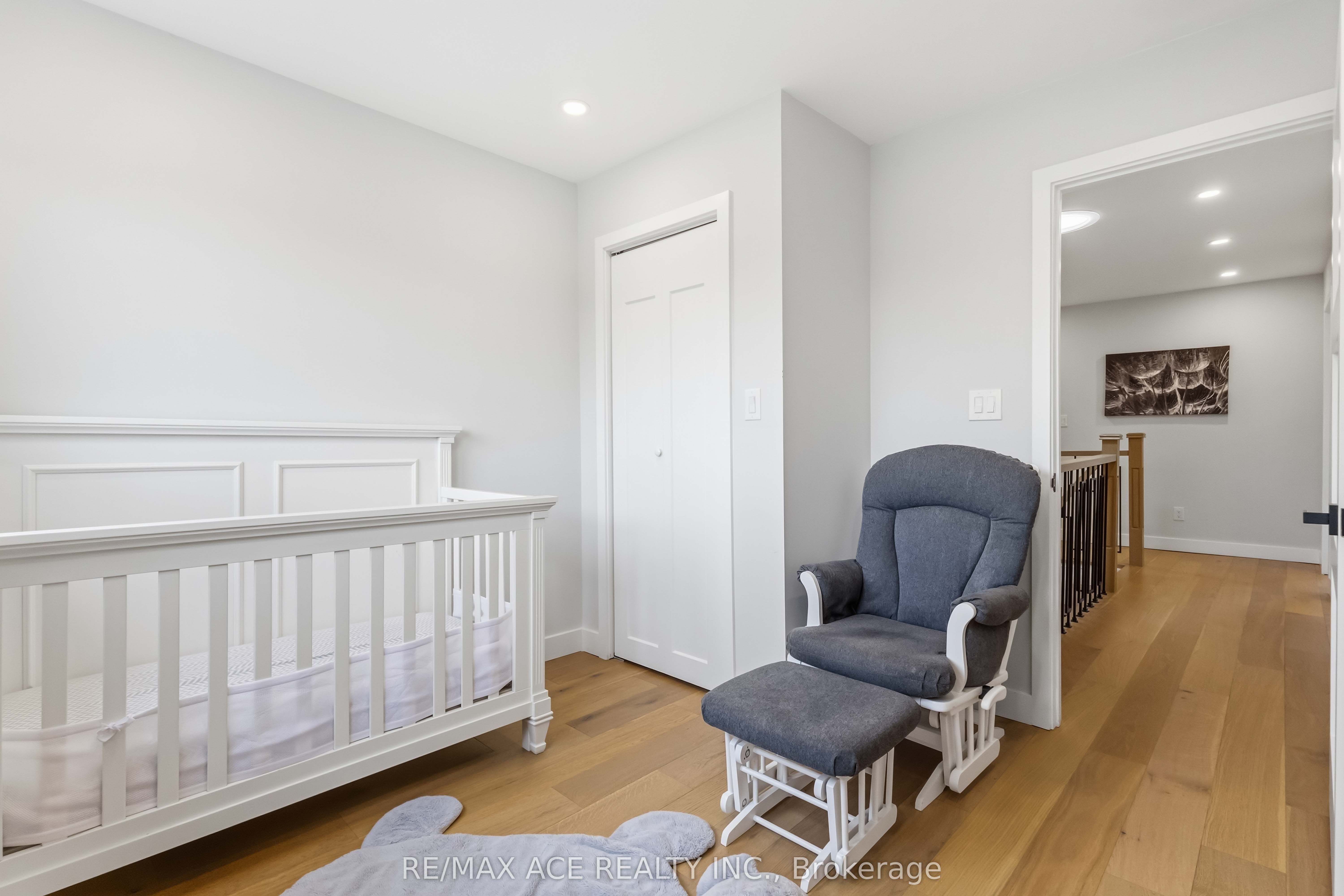 19 Barker Court Property Photo 43