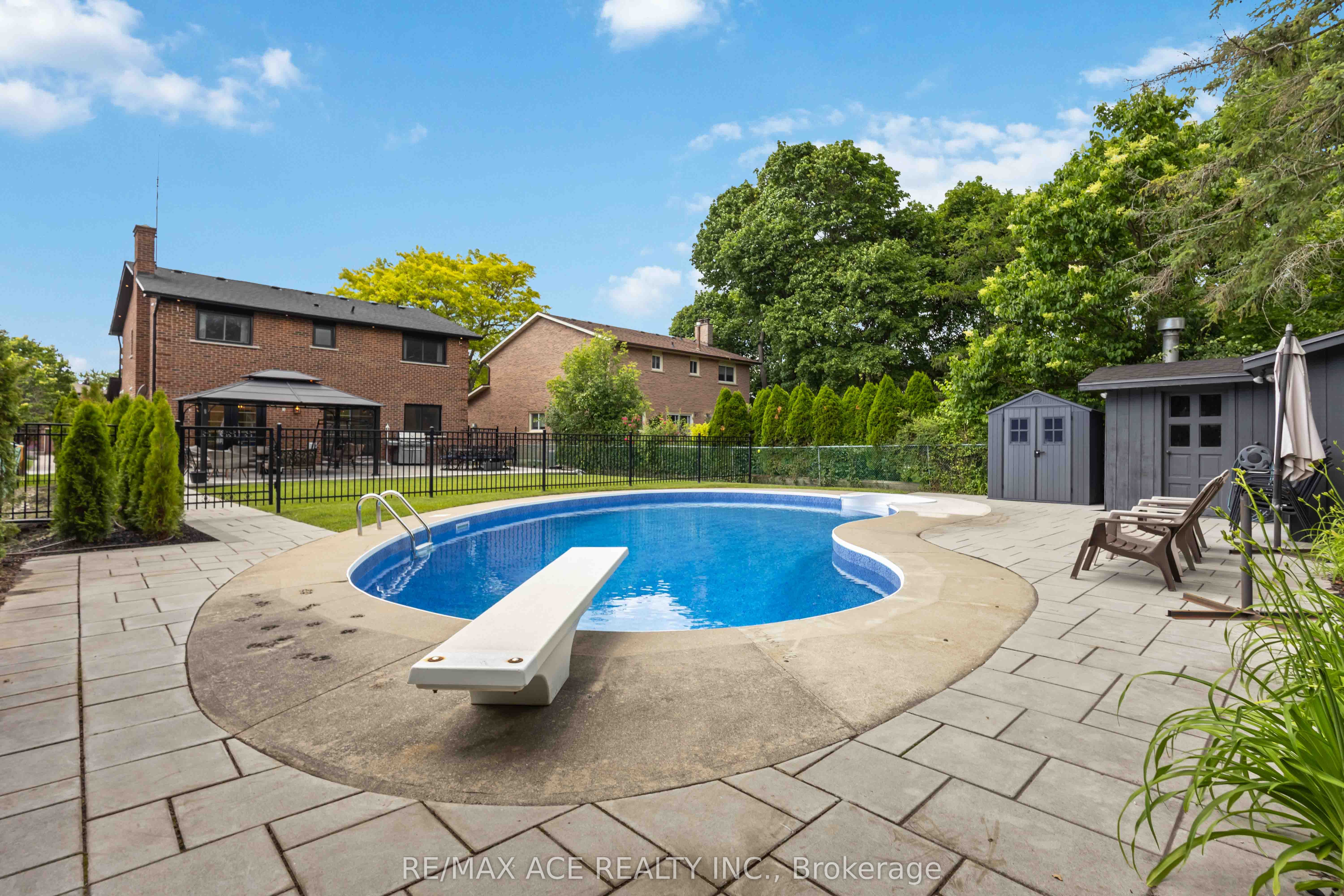 19 Barker Court Property Photo 48