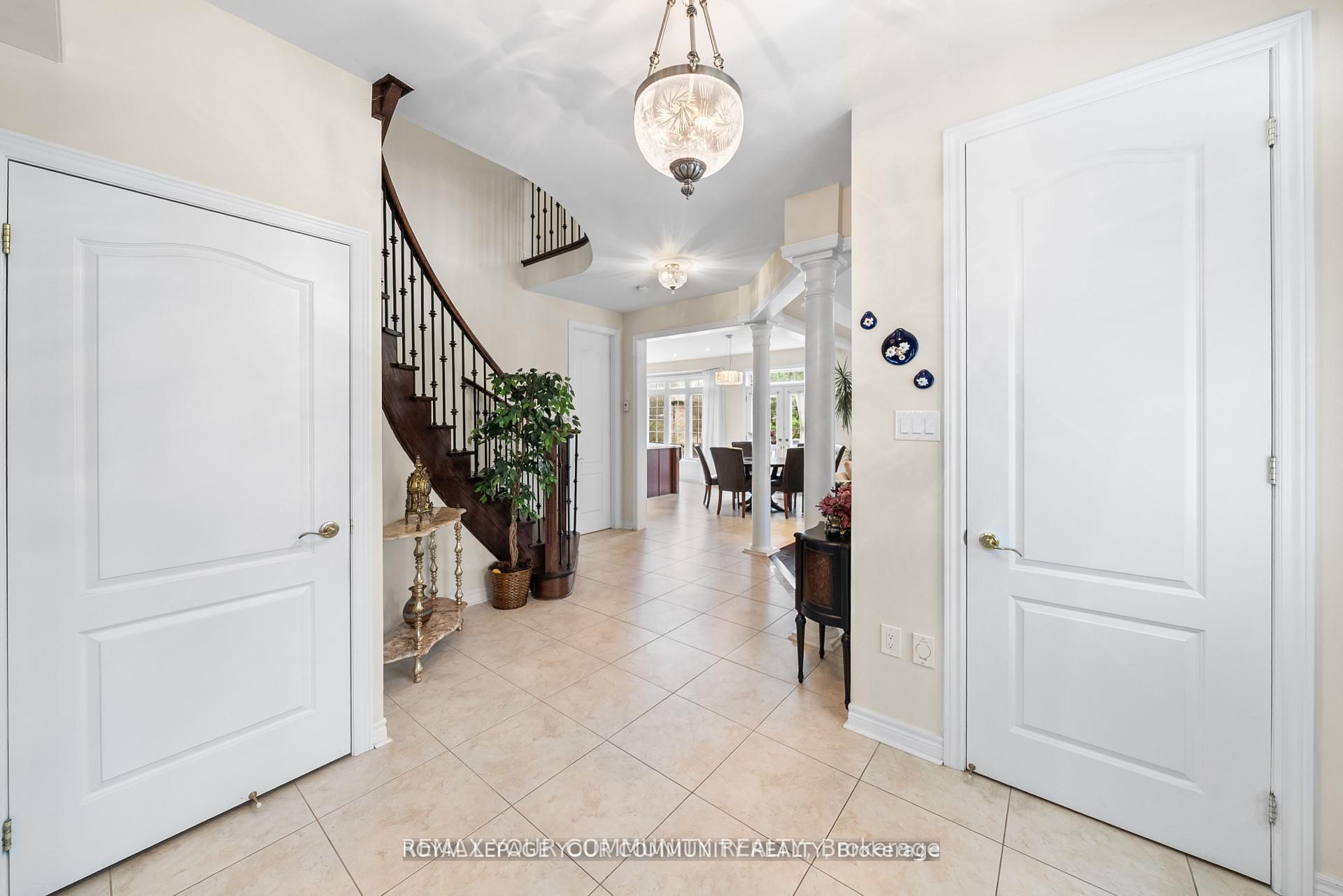 108 Headwater Crescent Property Photo 8