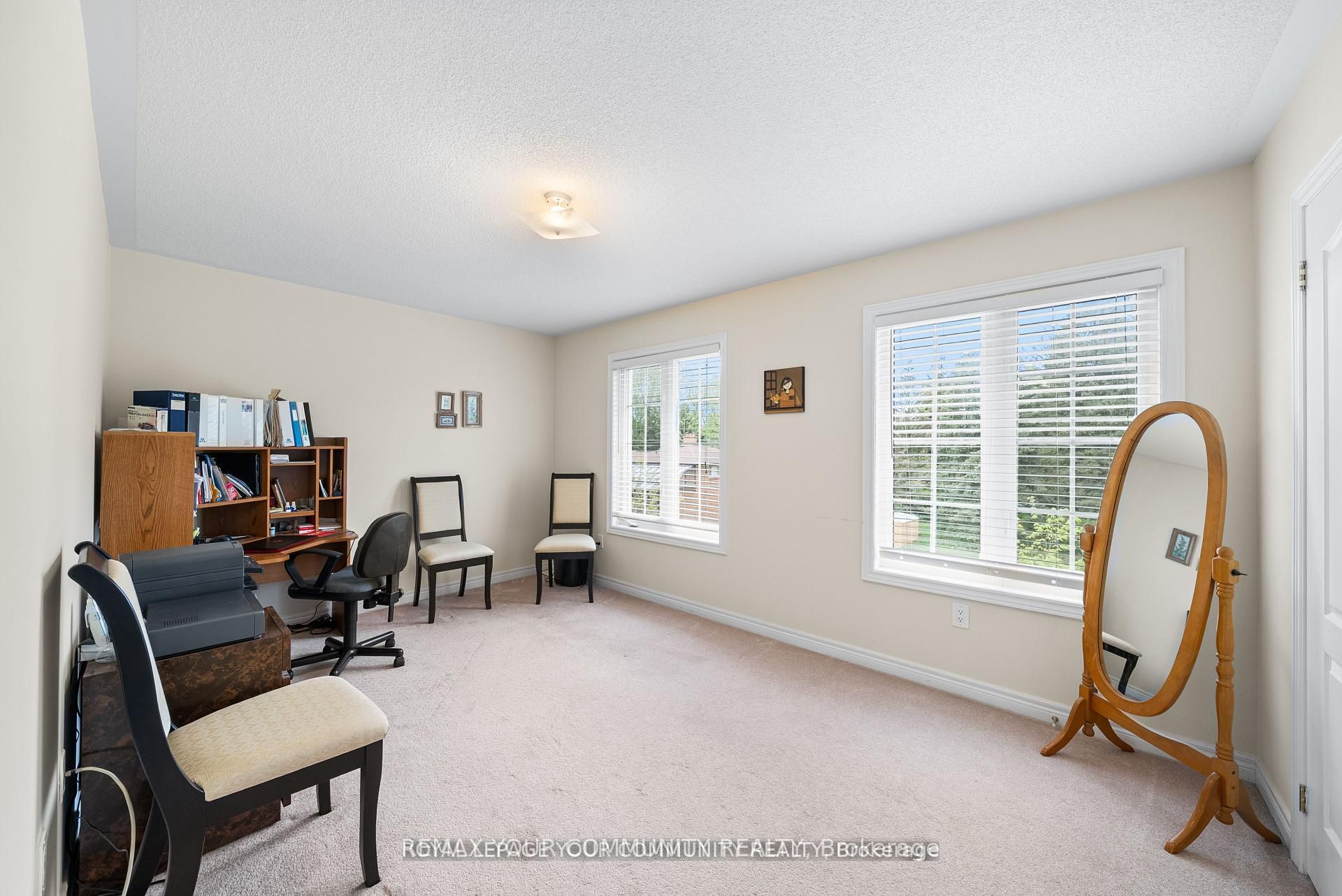 108 Headwater Crescent Property Photo 23