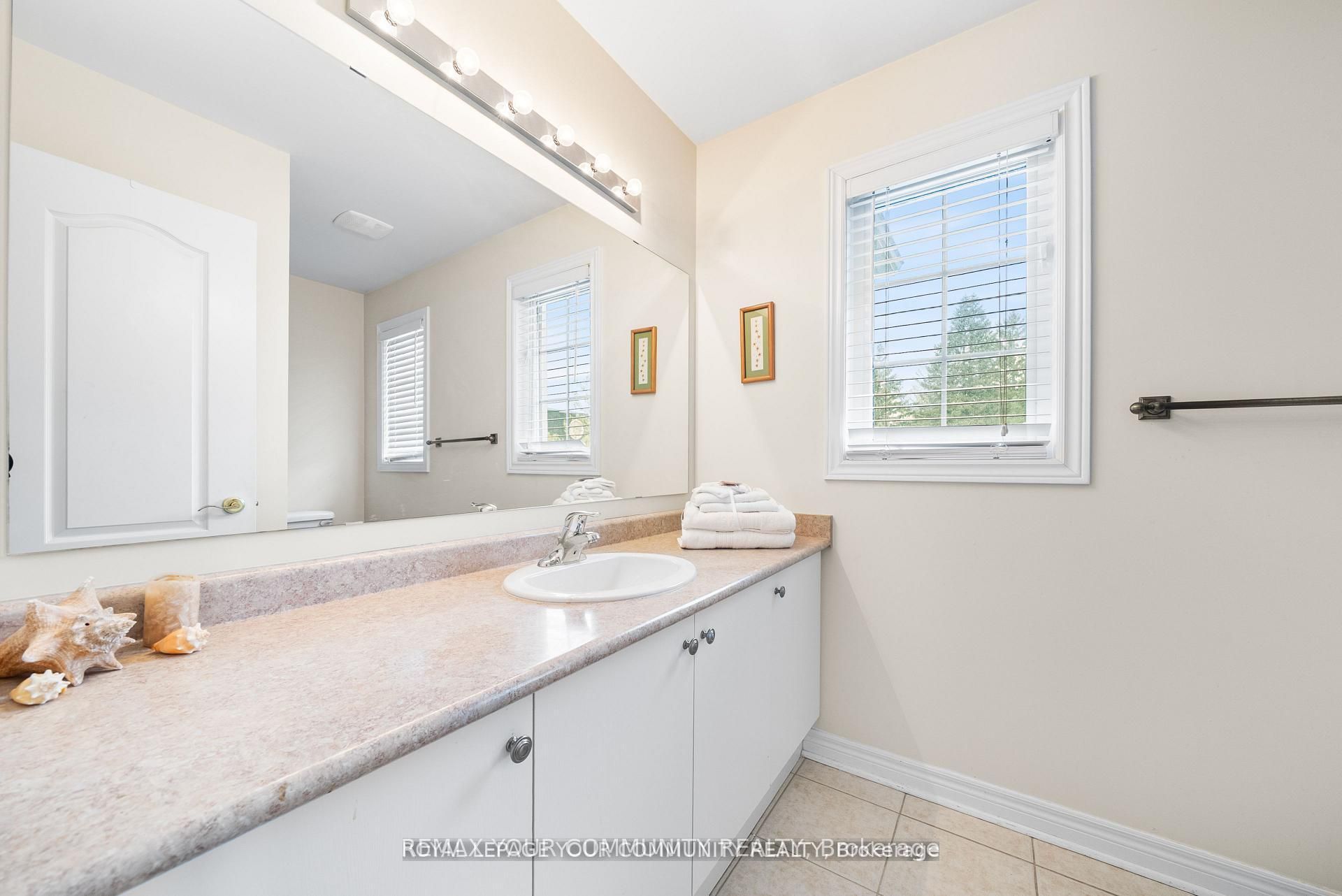 108 Headwater Crescent Property Photo 25