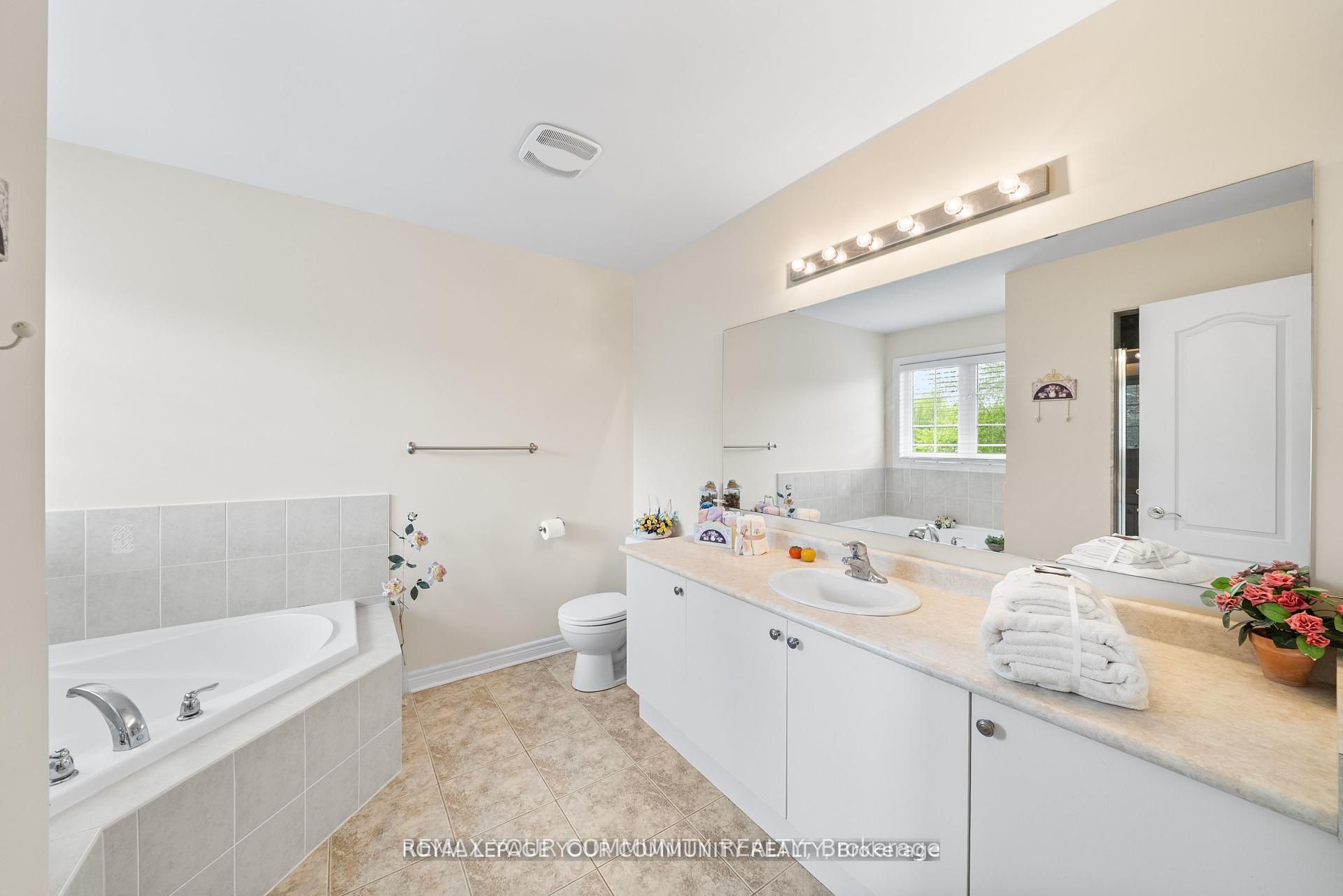 108 Headwater Crescent Property Photo 31