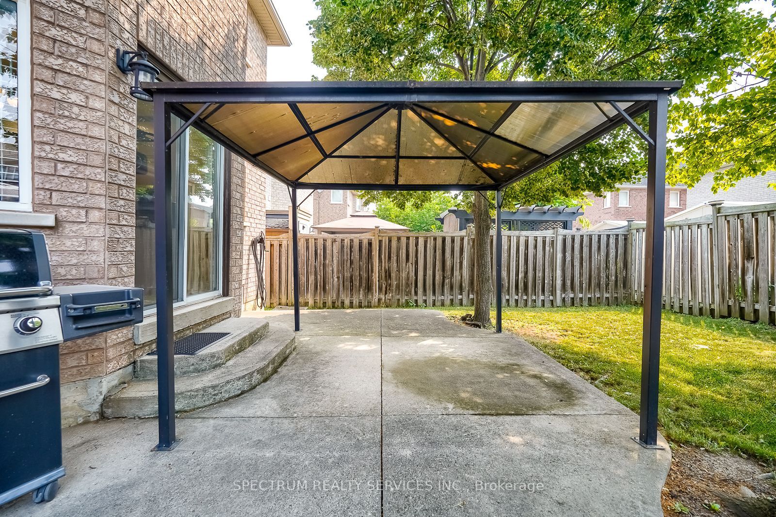 51 Monterey Road Property Photo 49