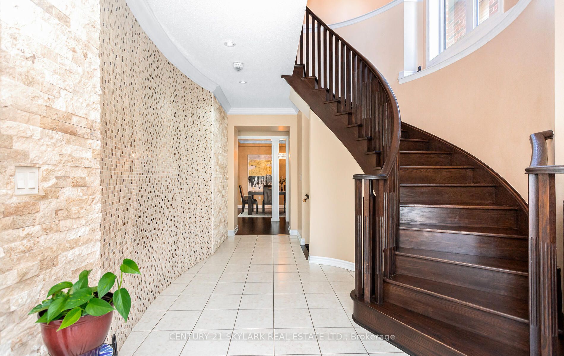 20 Nocturne Avenue Property Photo 5