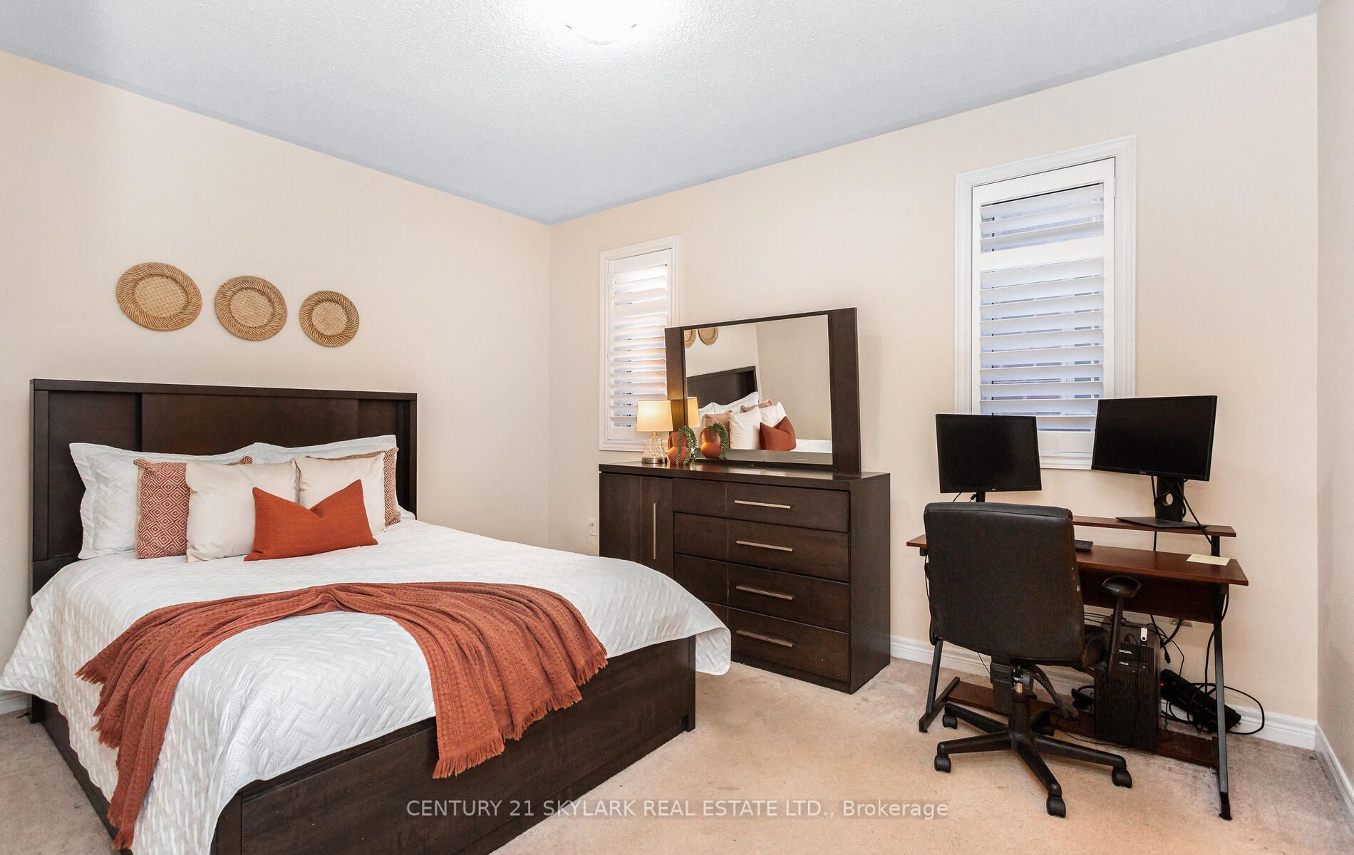 20 Nocturne Avenue Property Photo 23