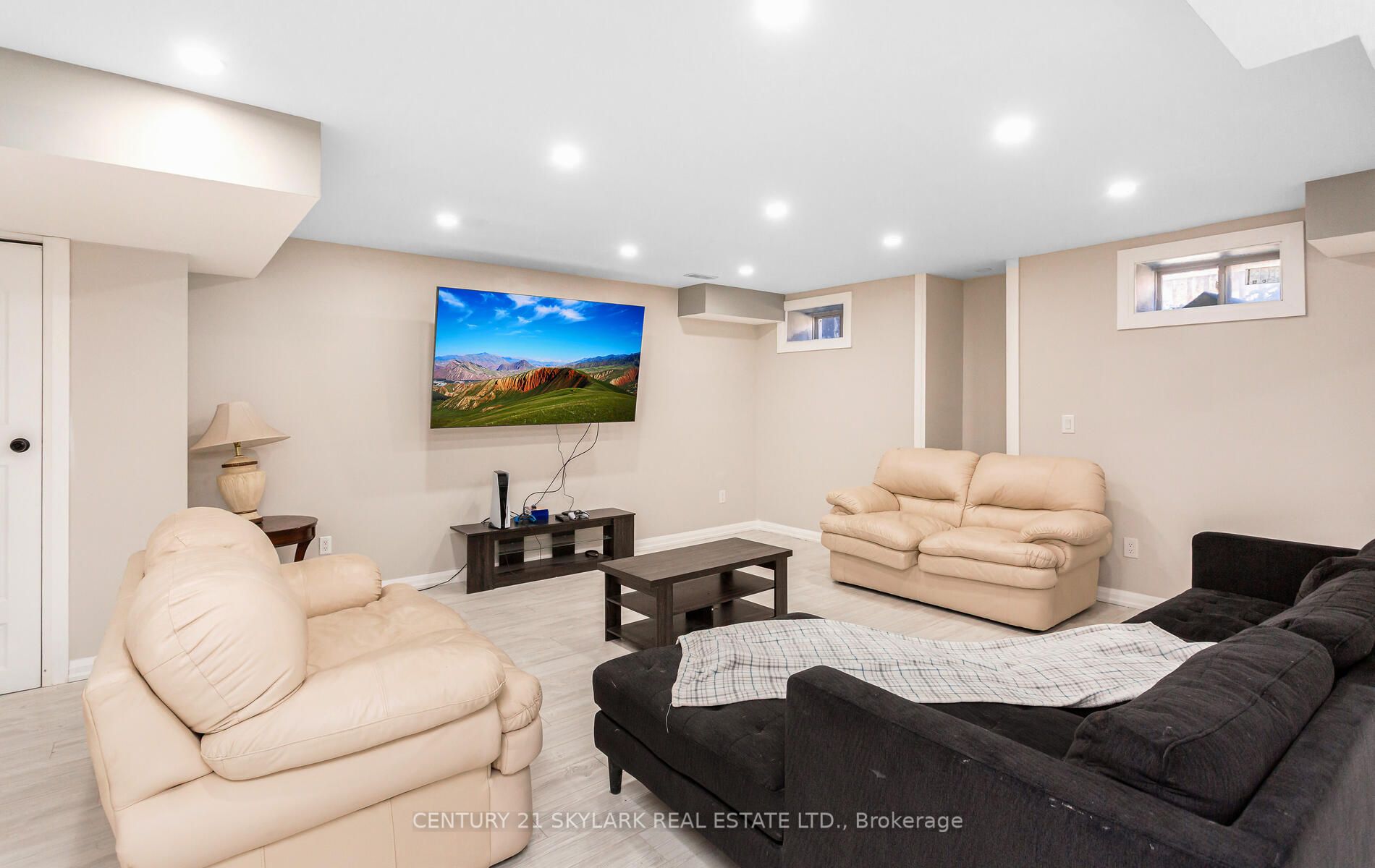 20 Nocturne Avenue Property Photo 33