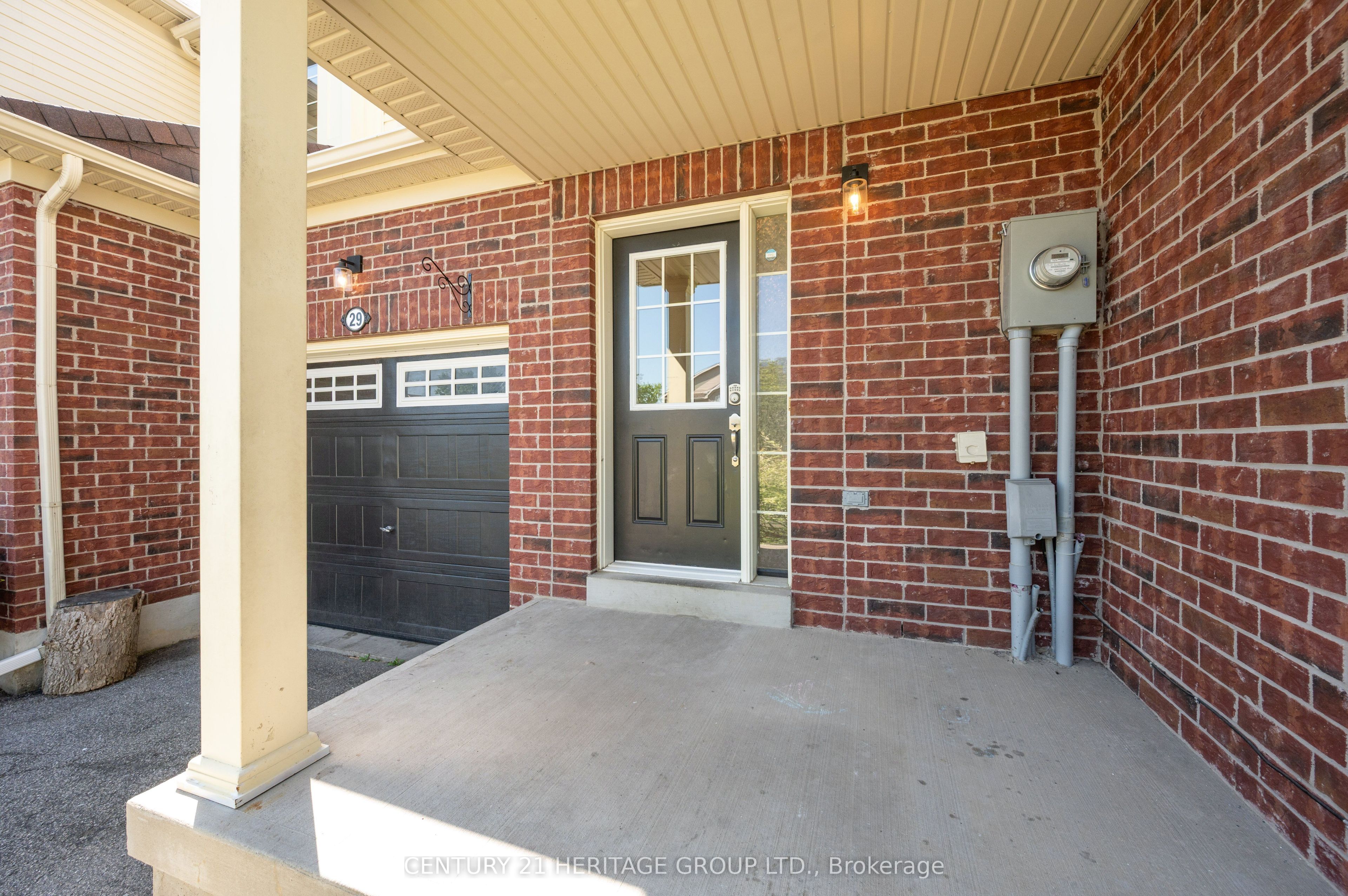 29 Ruthven Crescent Property Photo 3