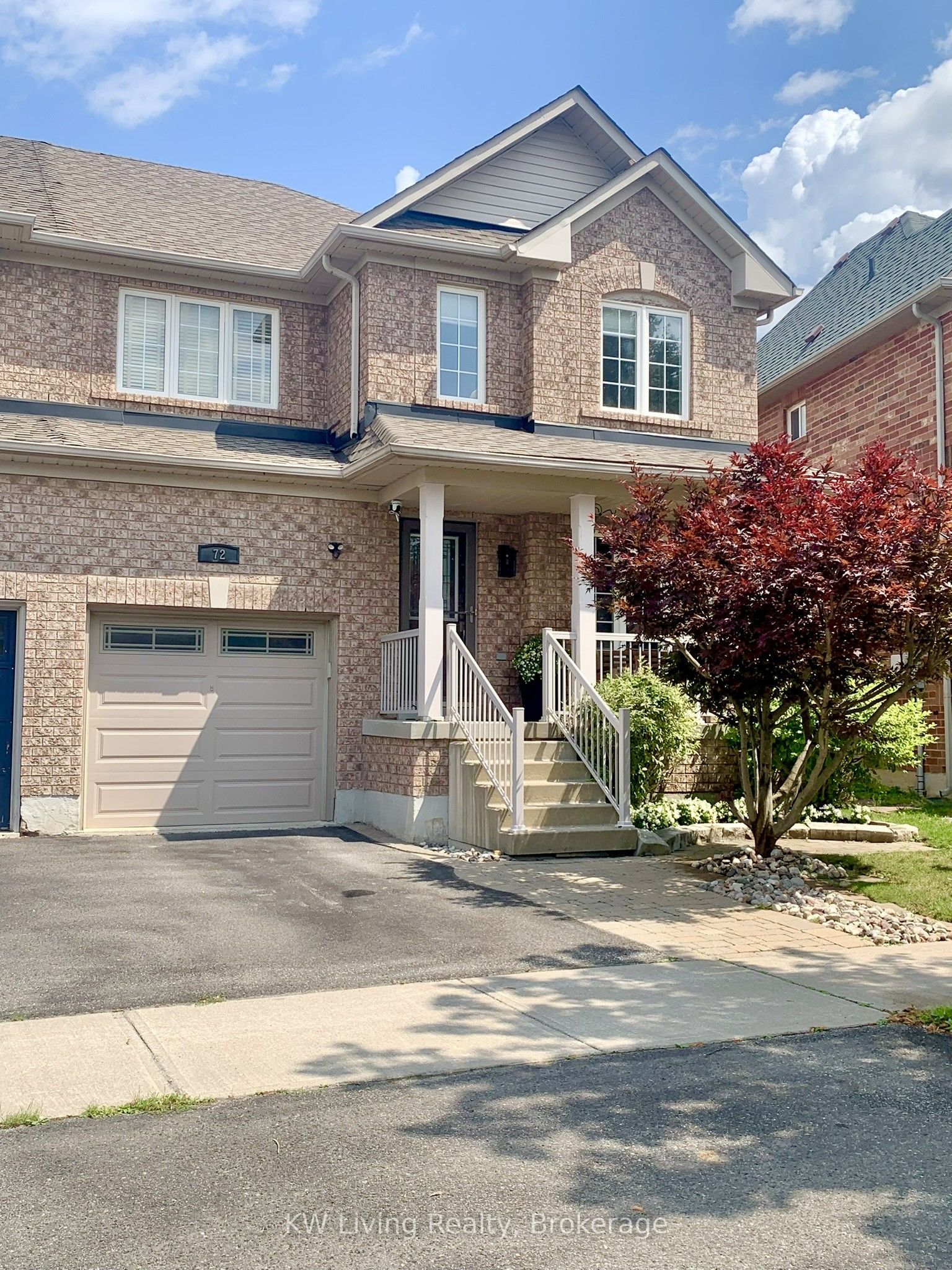 72 Stotts Crescent Property Photo 1