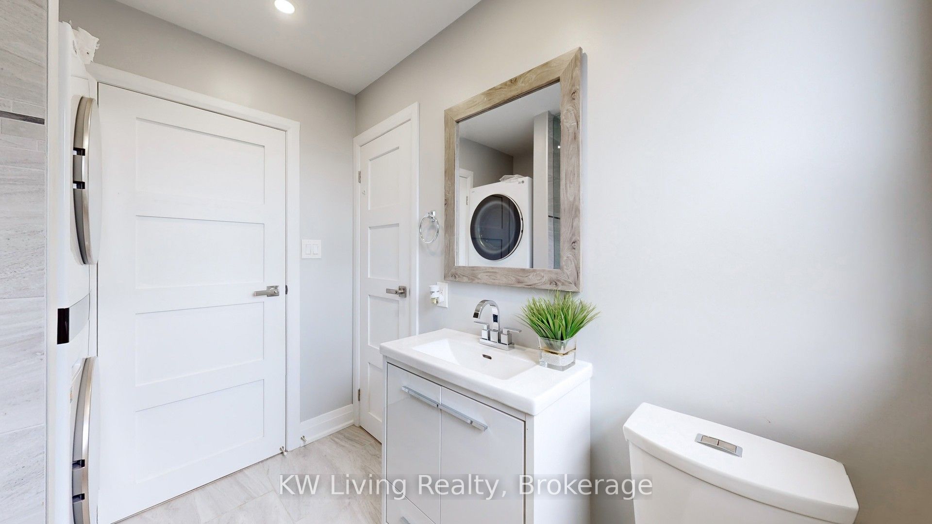 251 Mcconvey Drive Main Property Photo 13