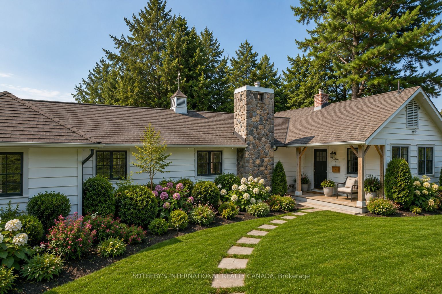 104 Hedge Road Property Photo 5