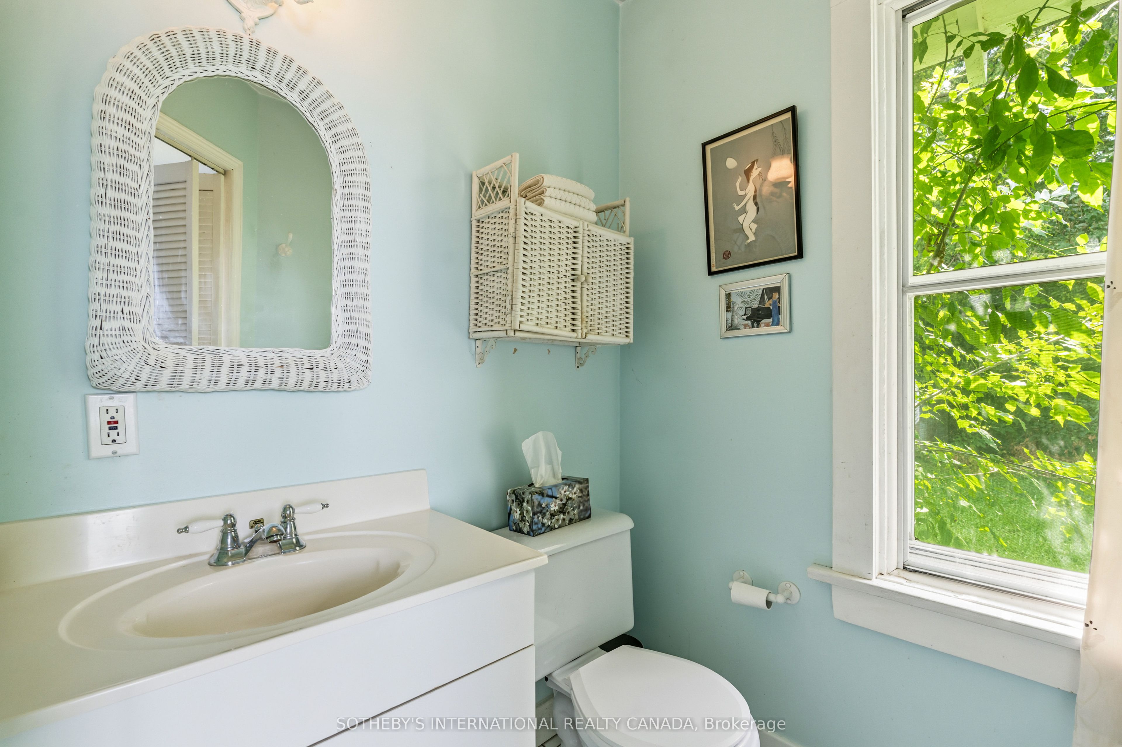 104 Hedge Road Property Photo 32