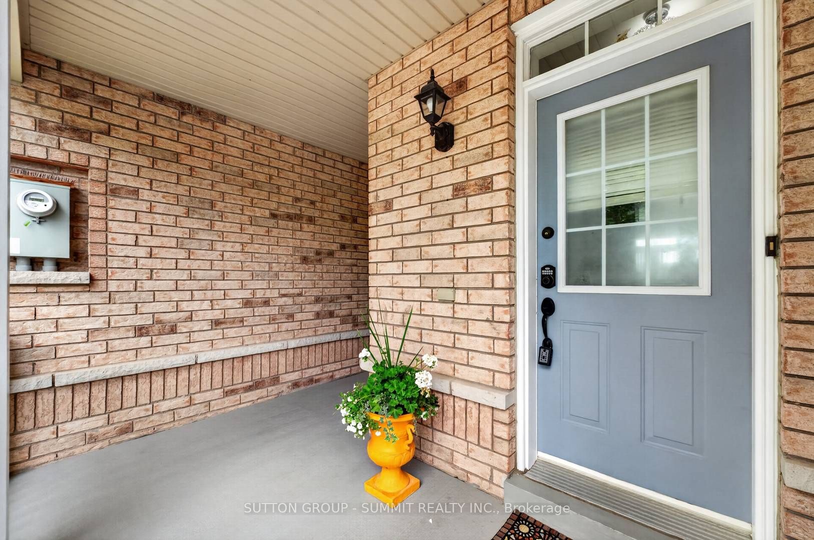 187 Kirkvalley Crescent Property Photo 4