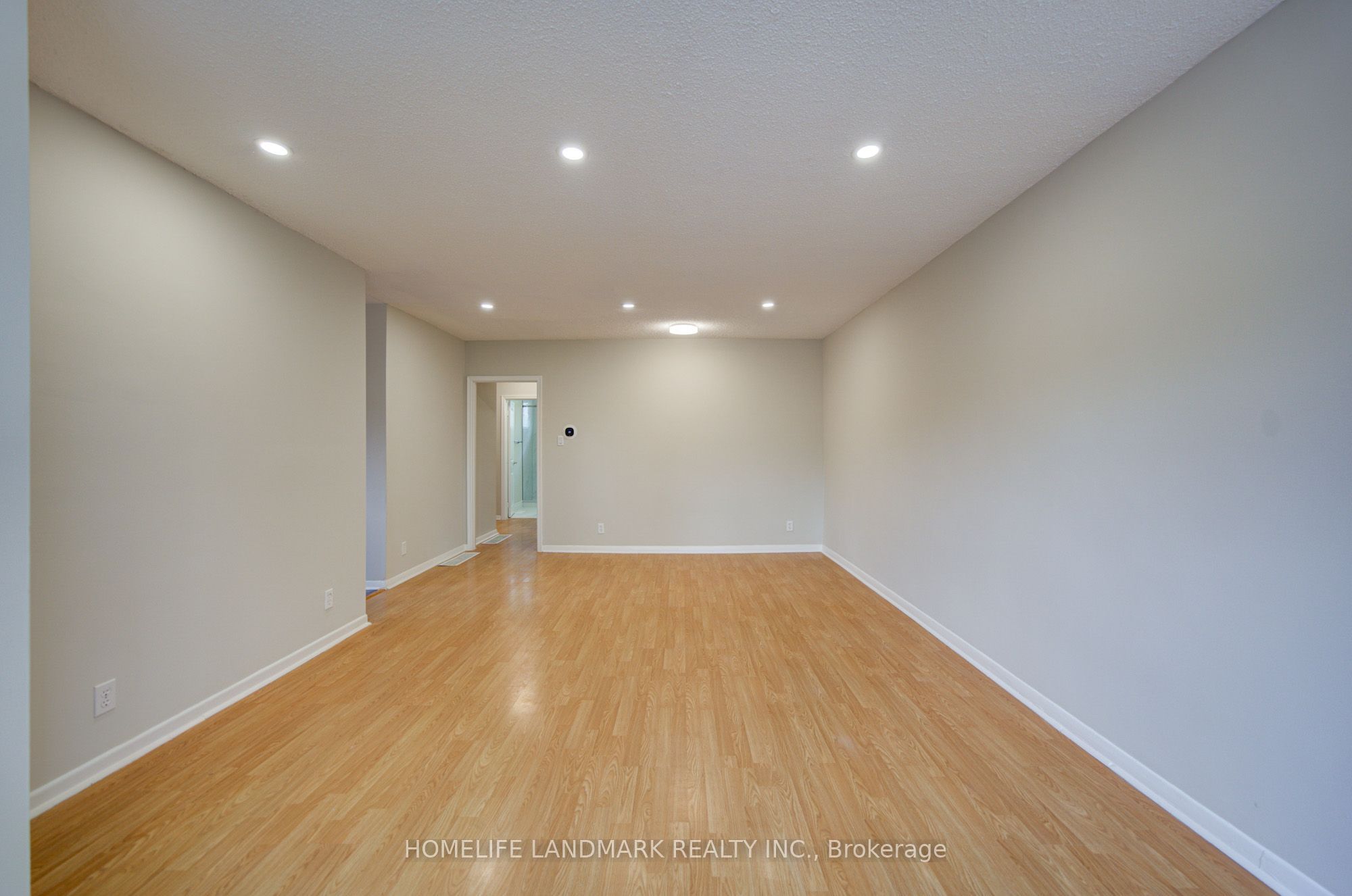 341 Blue Grass Boulevard Property Photo 5