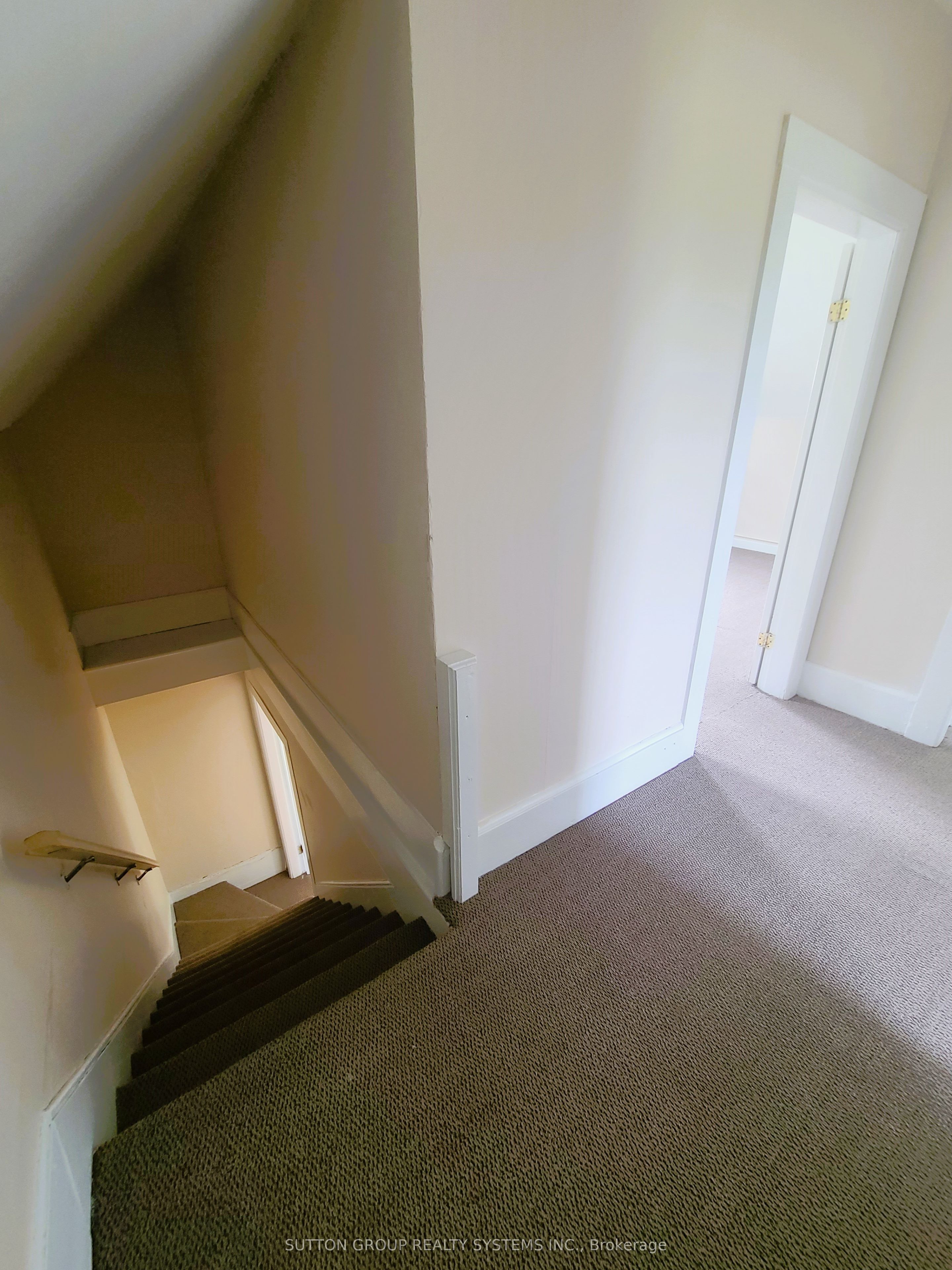 798 King Road Property Photo 15
