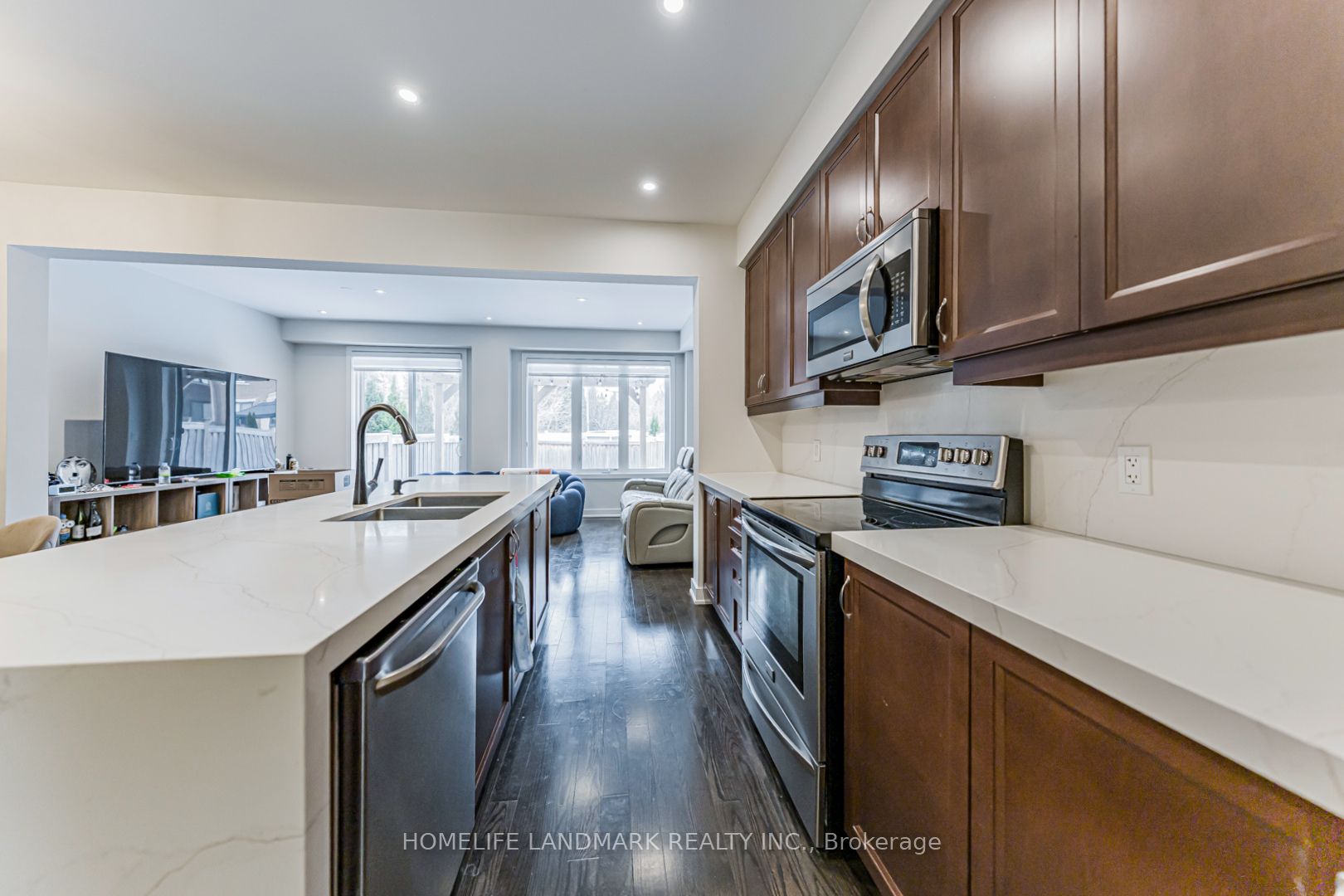 62 Helliwell Crescent Property Photo 16