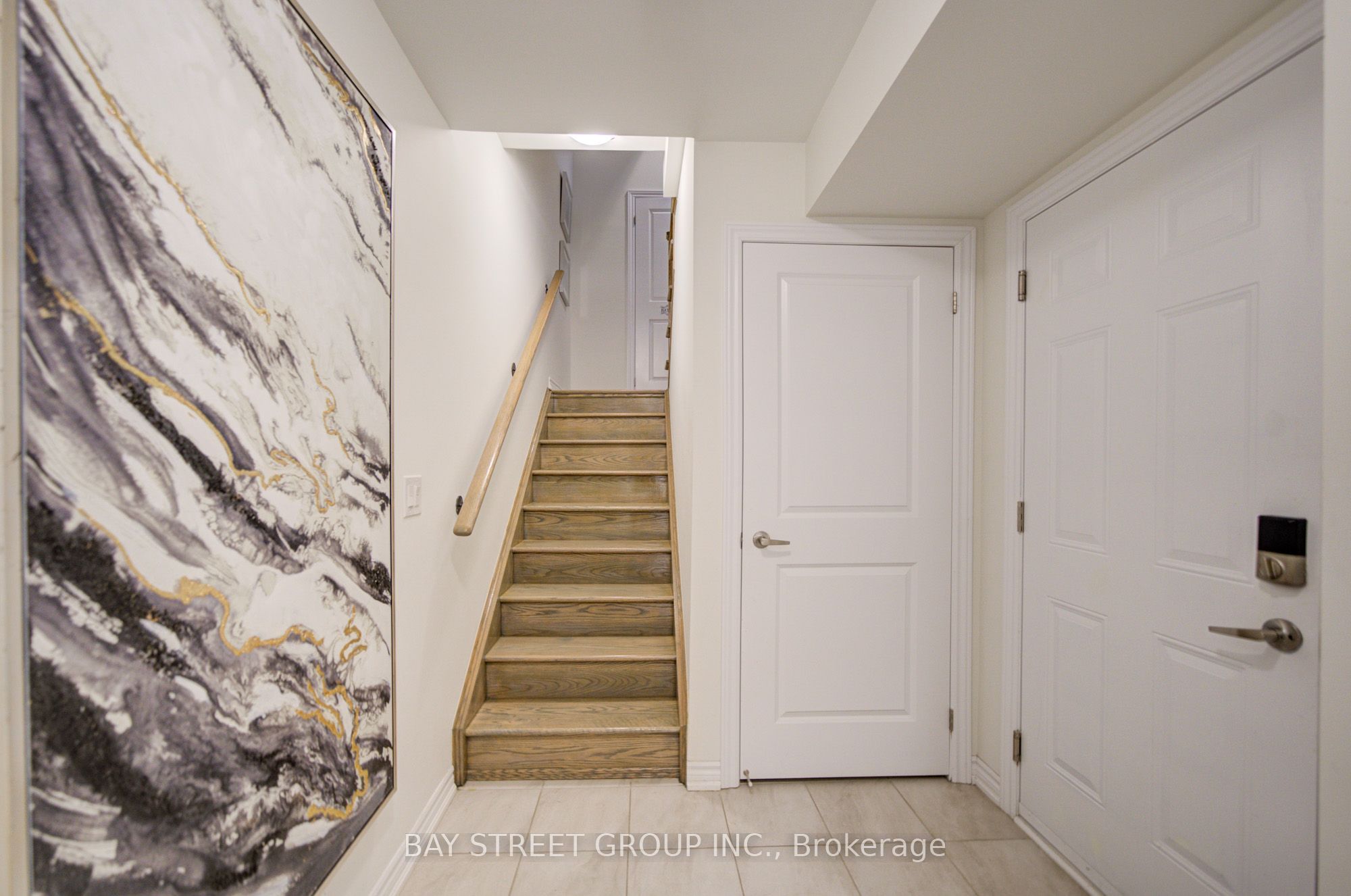 7 Schmidt Lane Property Photo 4