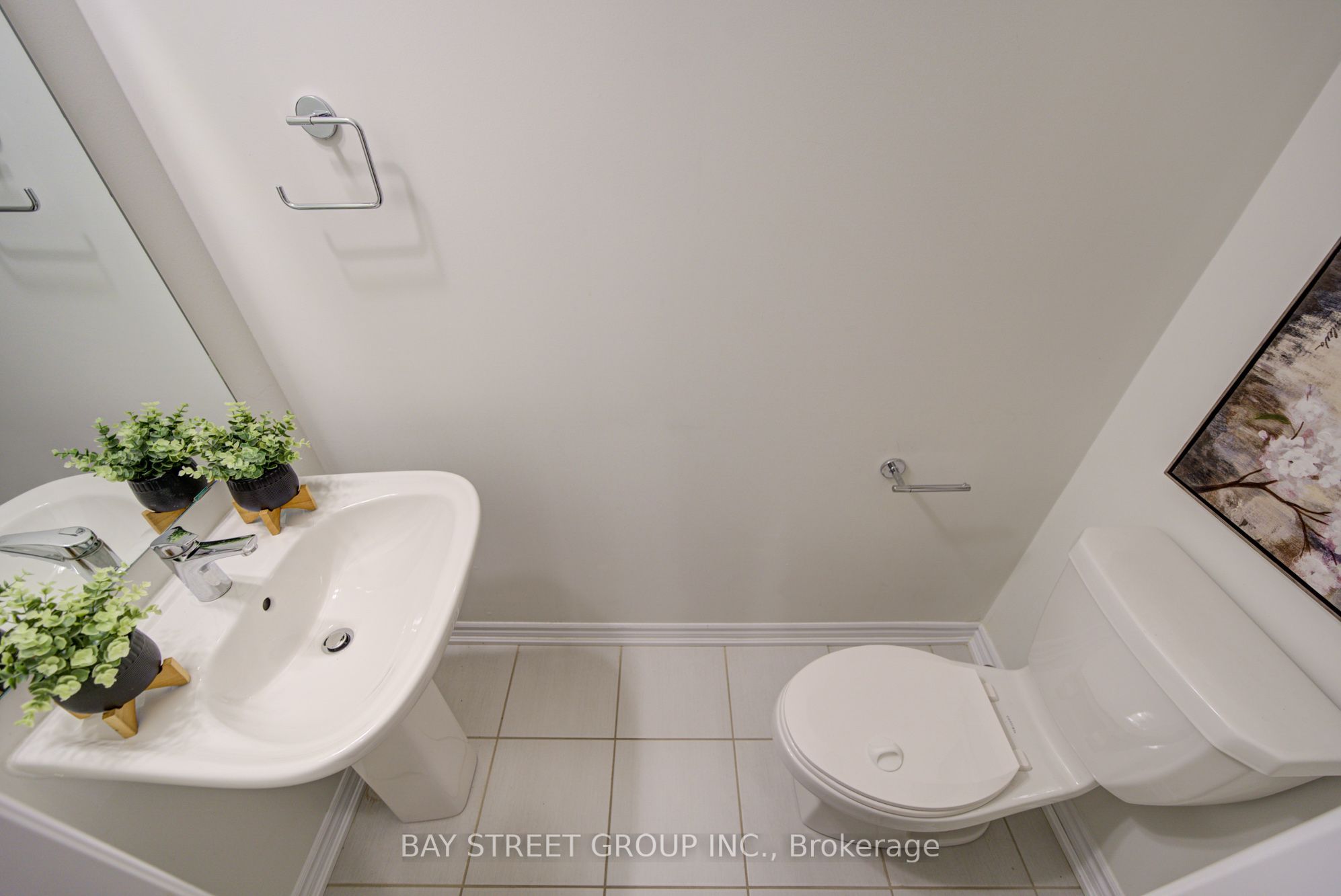 7 Schmidt Lane Property Photo 5