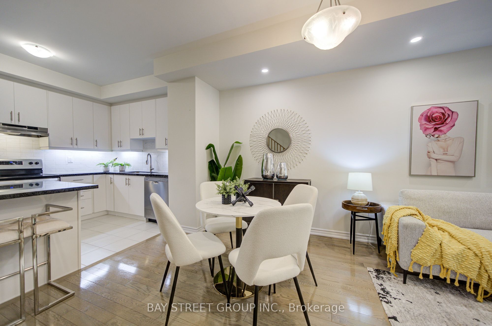 7 Schmidt Lane Property Photo 11