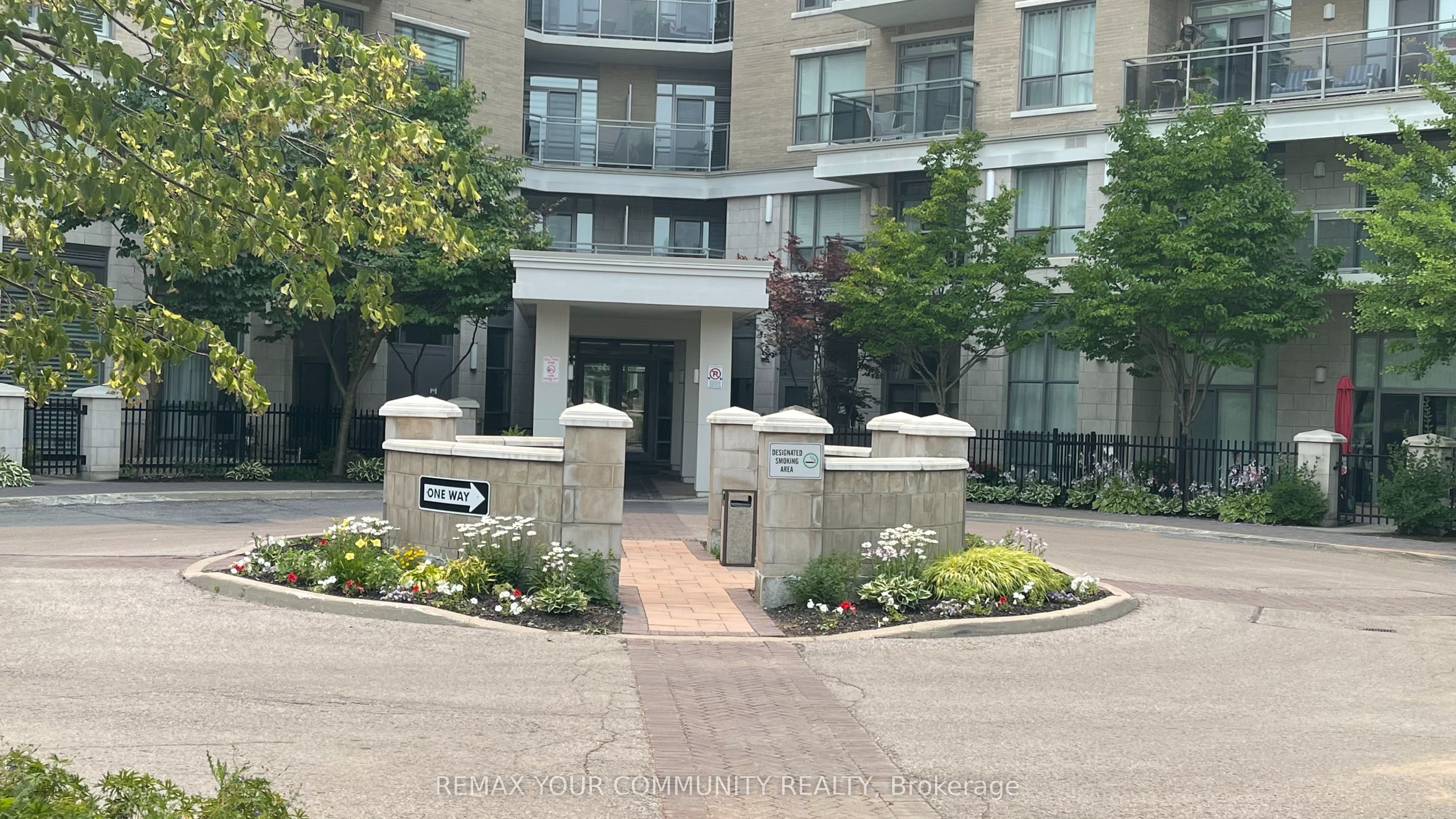 111 Civic Square Gate 222 Property Photo 4