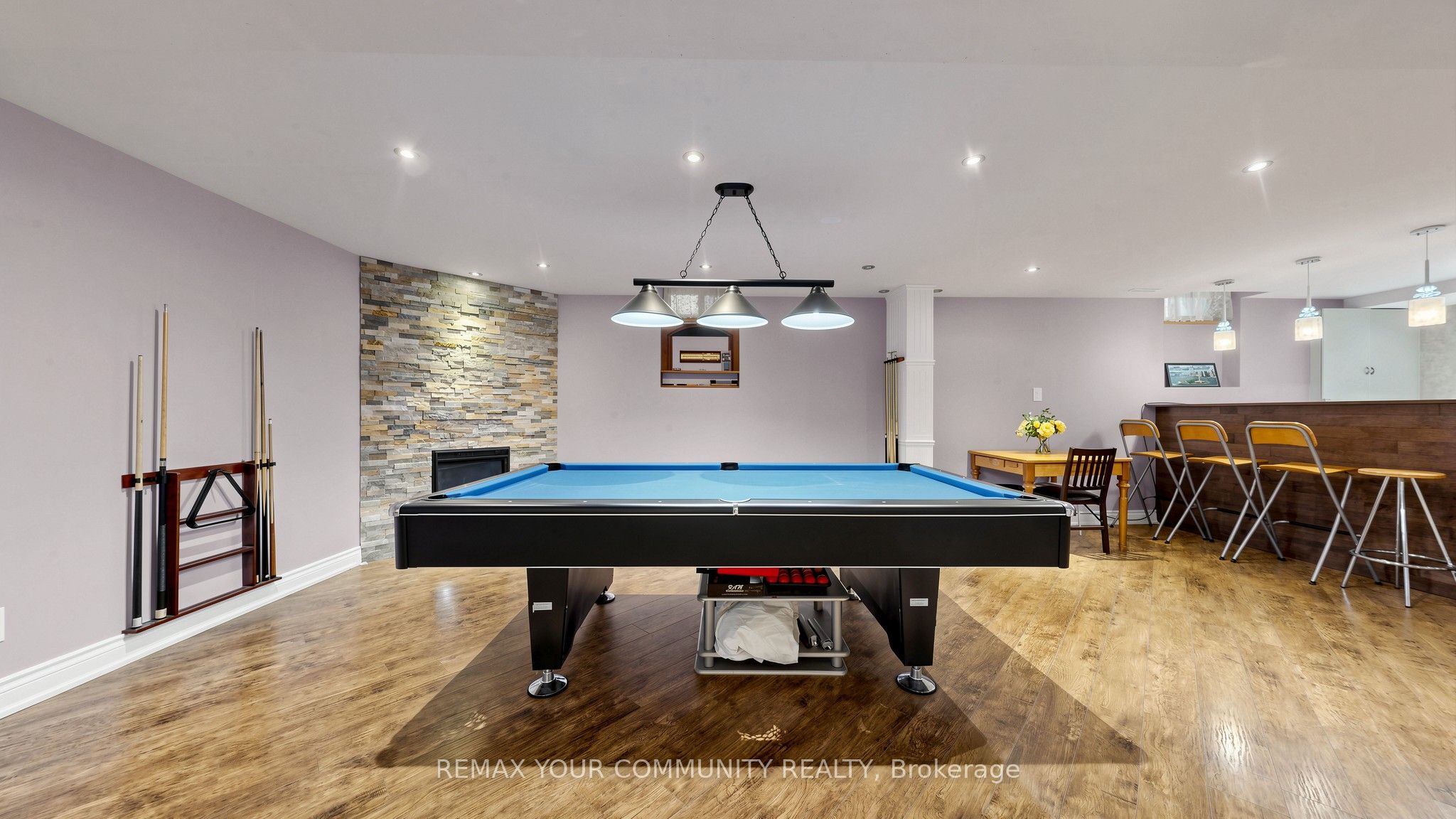 32 Soho Crescent Basement Property Photo 4