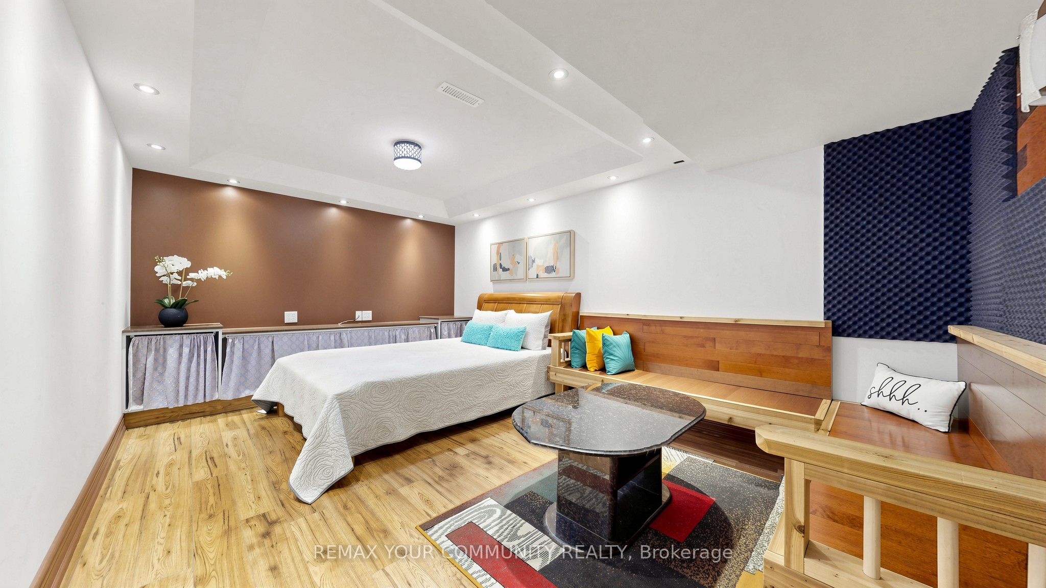 32 Soho Crescent Basement Property Photo 17