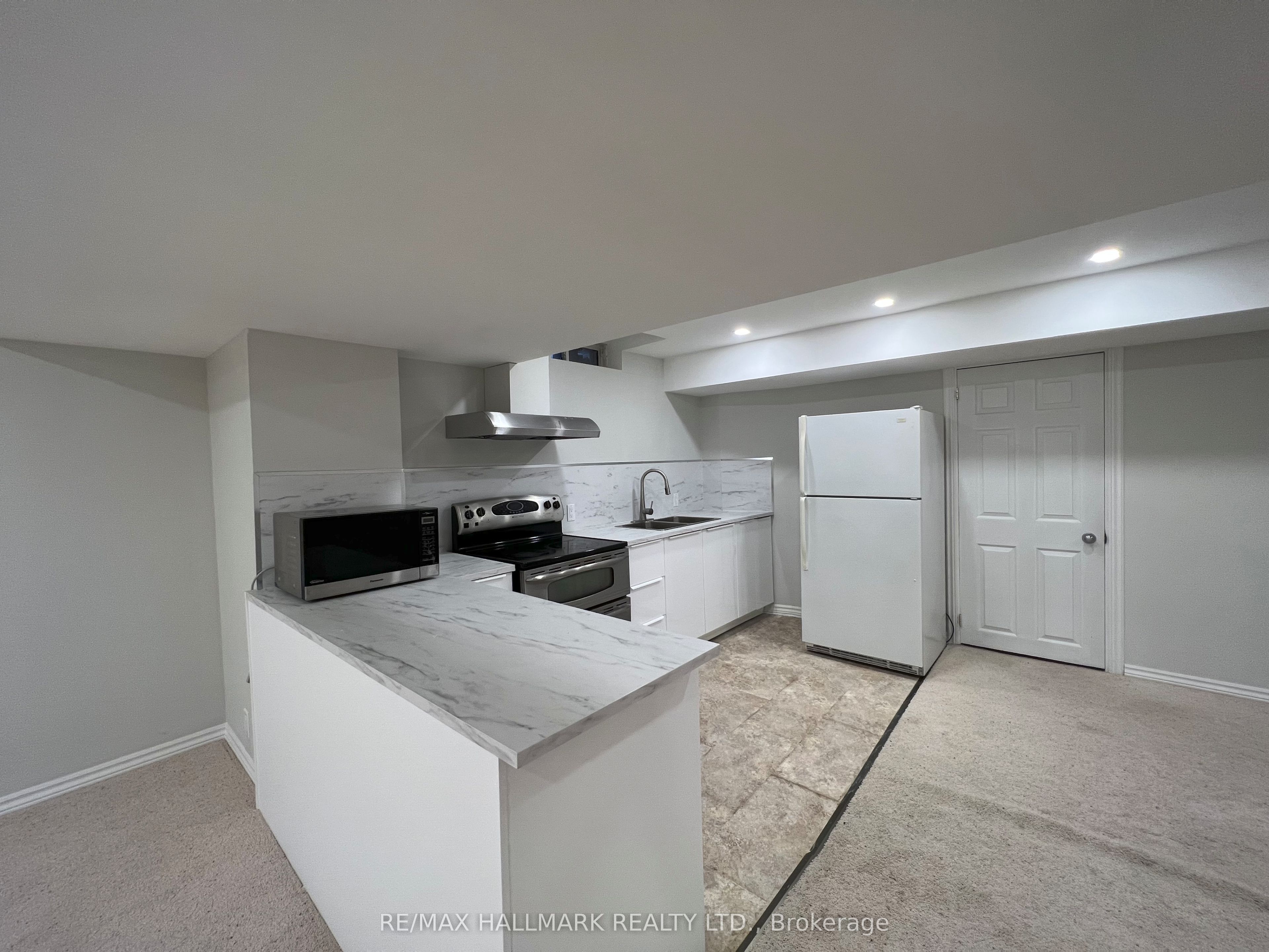 86 Verdi Road Property Photo 6