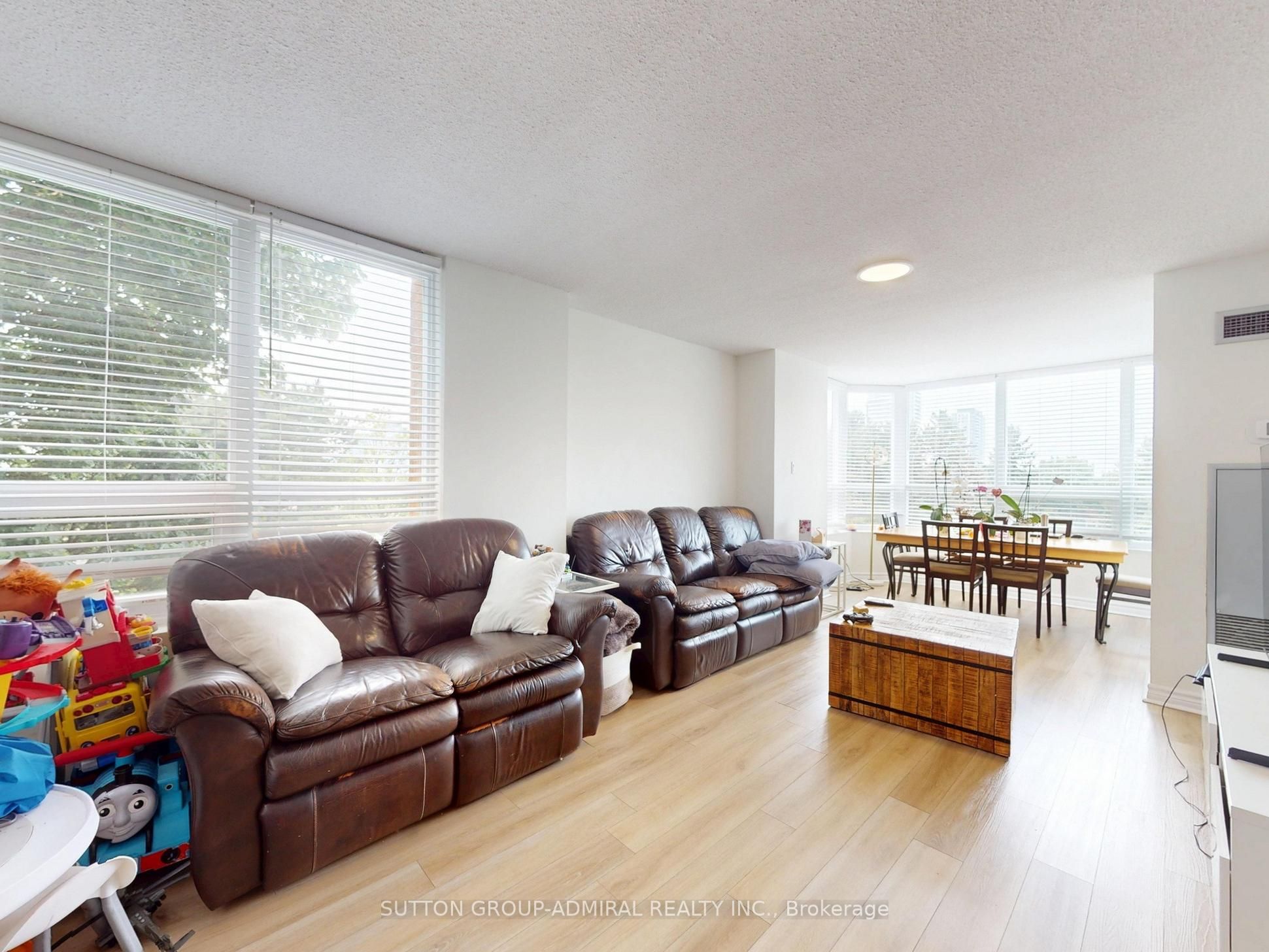 7601 Bathurst Street 312 Property Photo 10