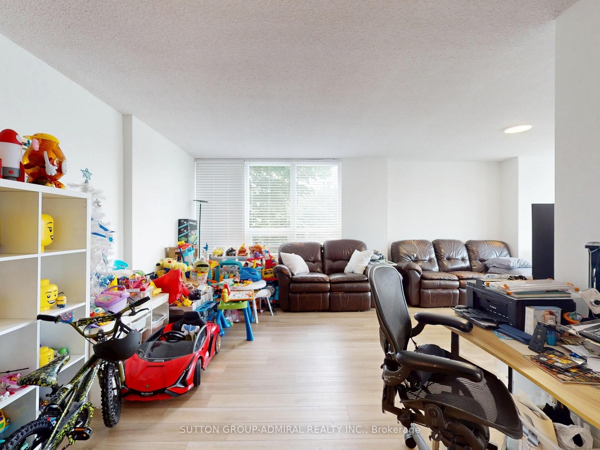 7601 Bathurst Street 312 Property Photo 15