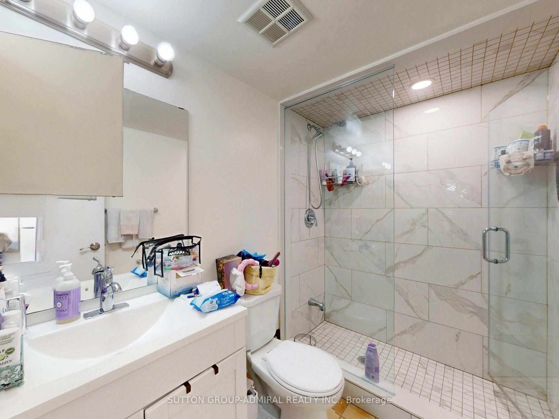 7601 Bathurst Street 312 Property Photo 25