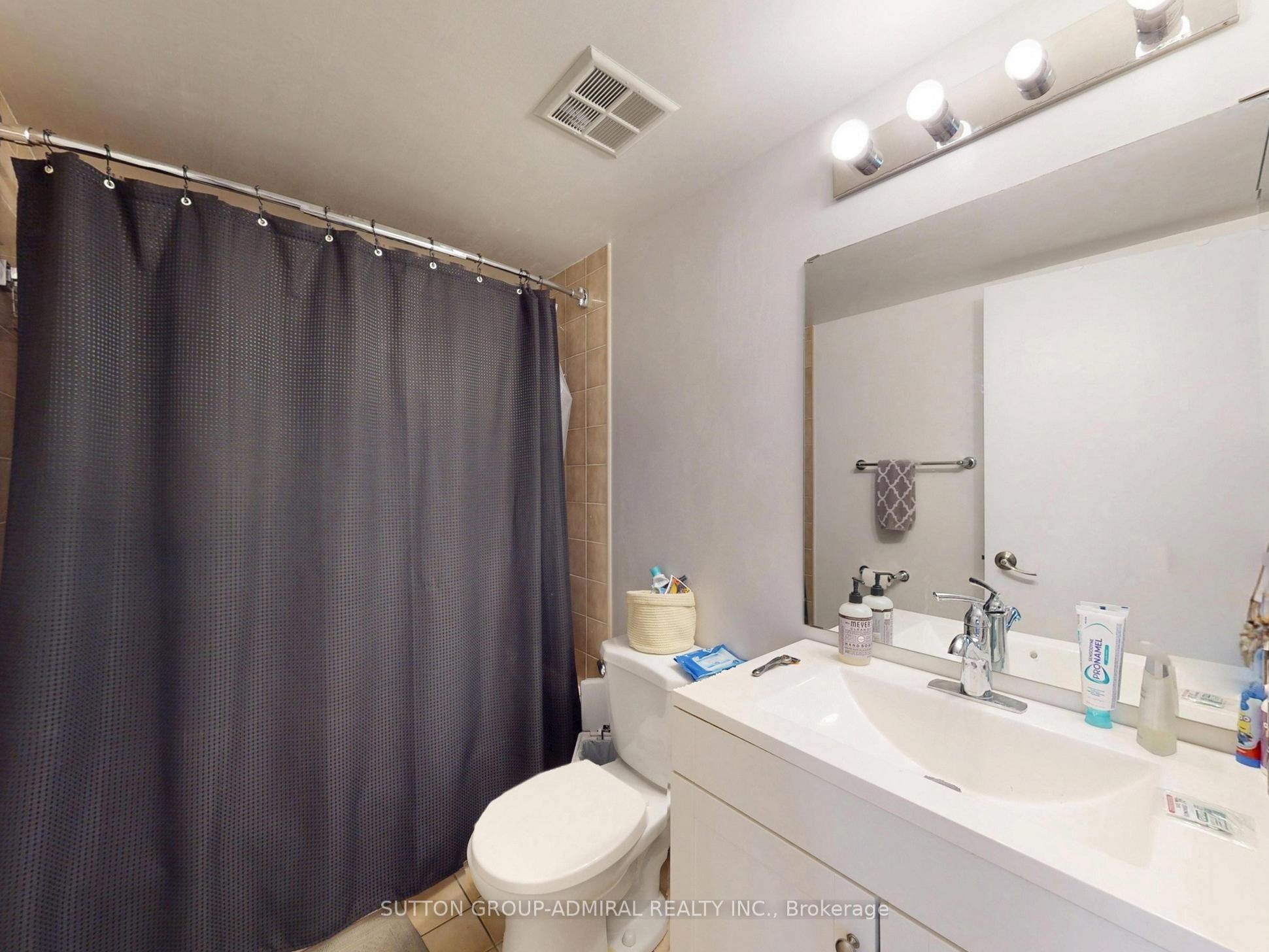 7601 Bathurst Street 312 Property Photo 28