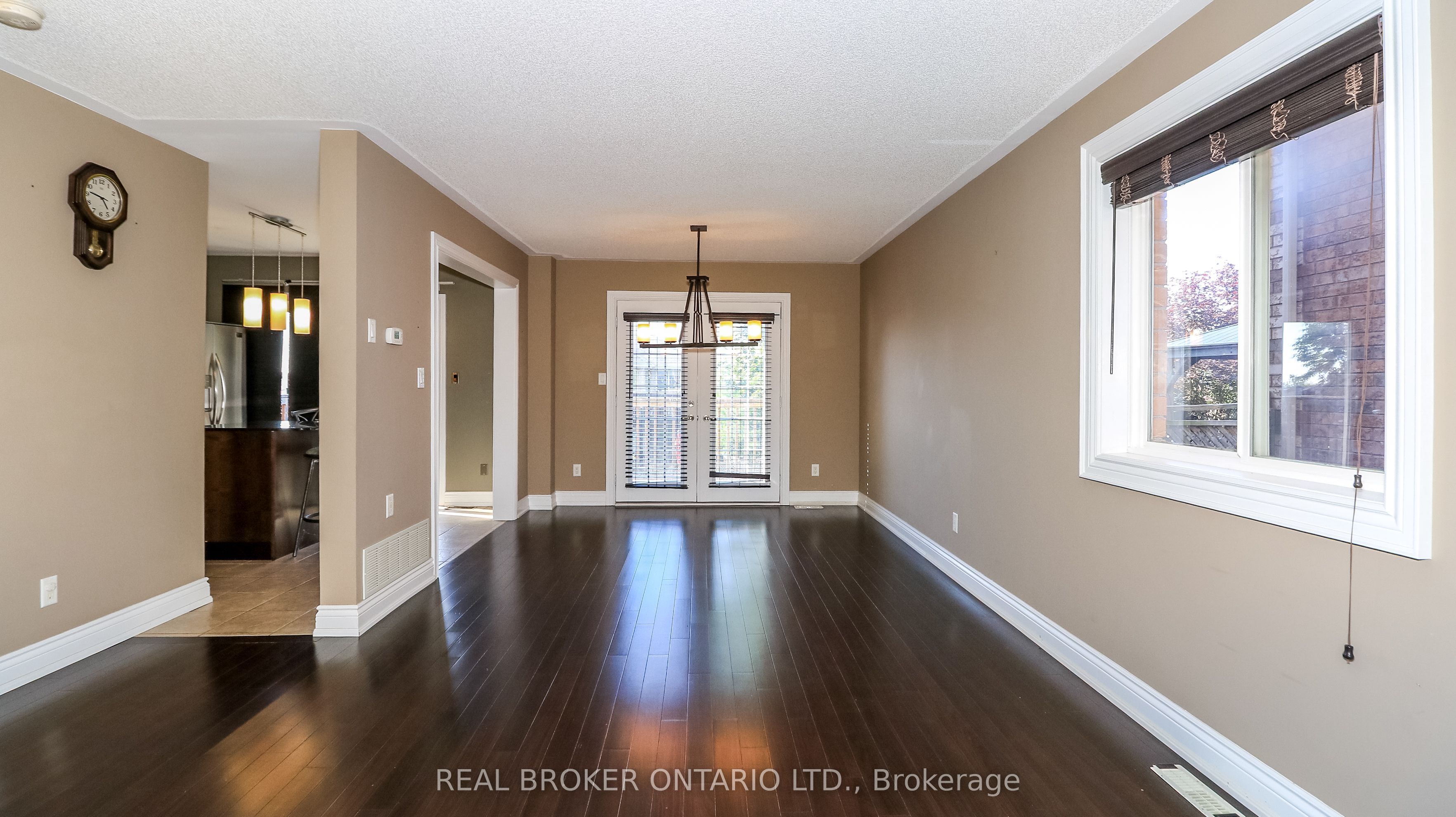 2202 Batters Loop Property Photo 5