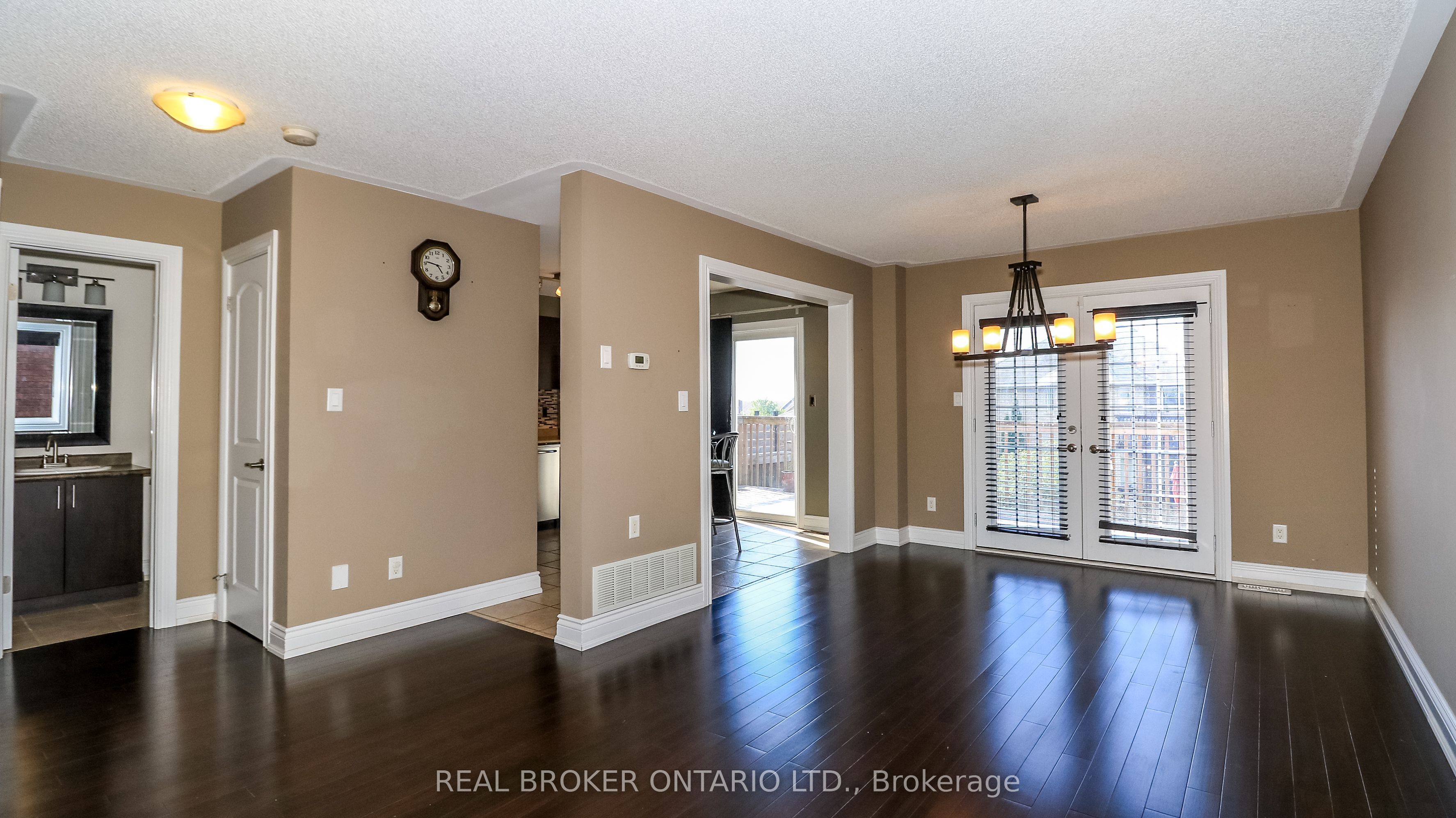 2202 Batters Loop Property Photo 7