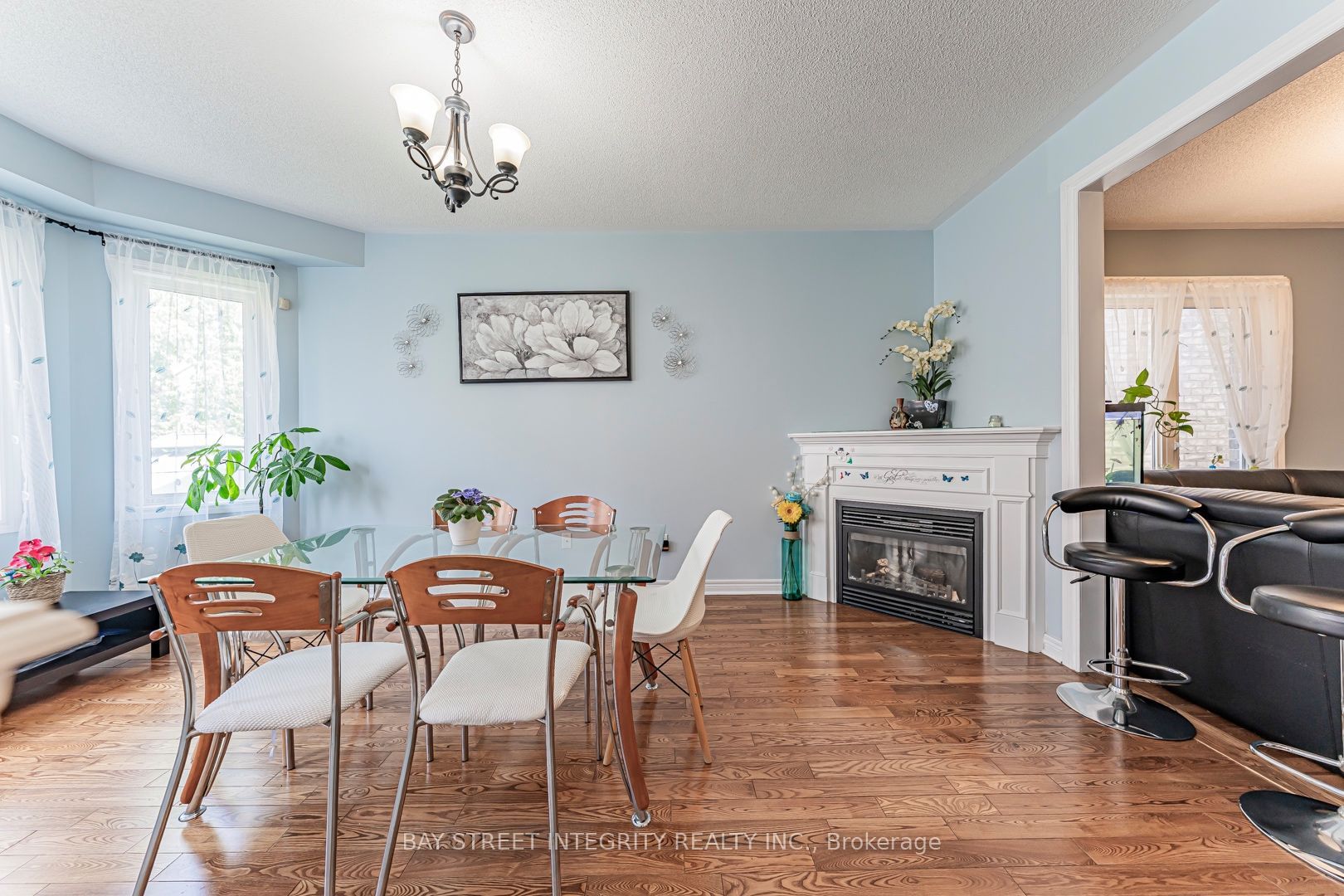 221 Woodspring Avenue Property Photo 6