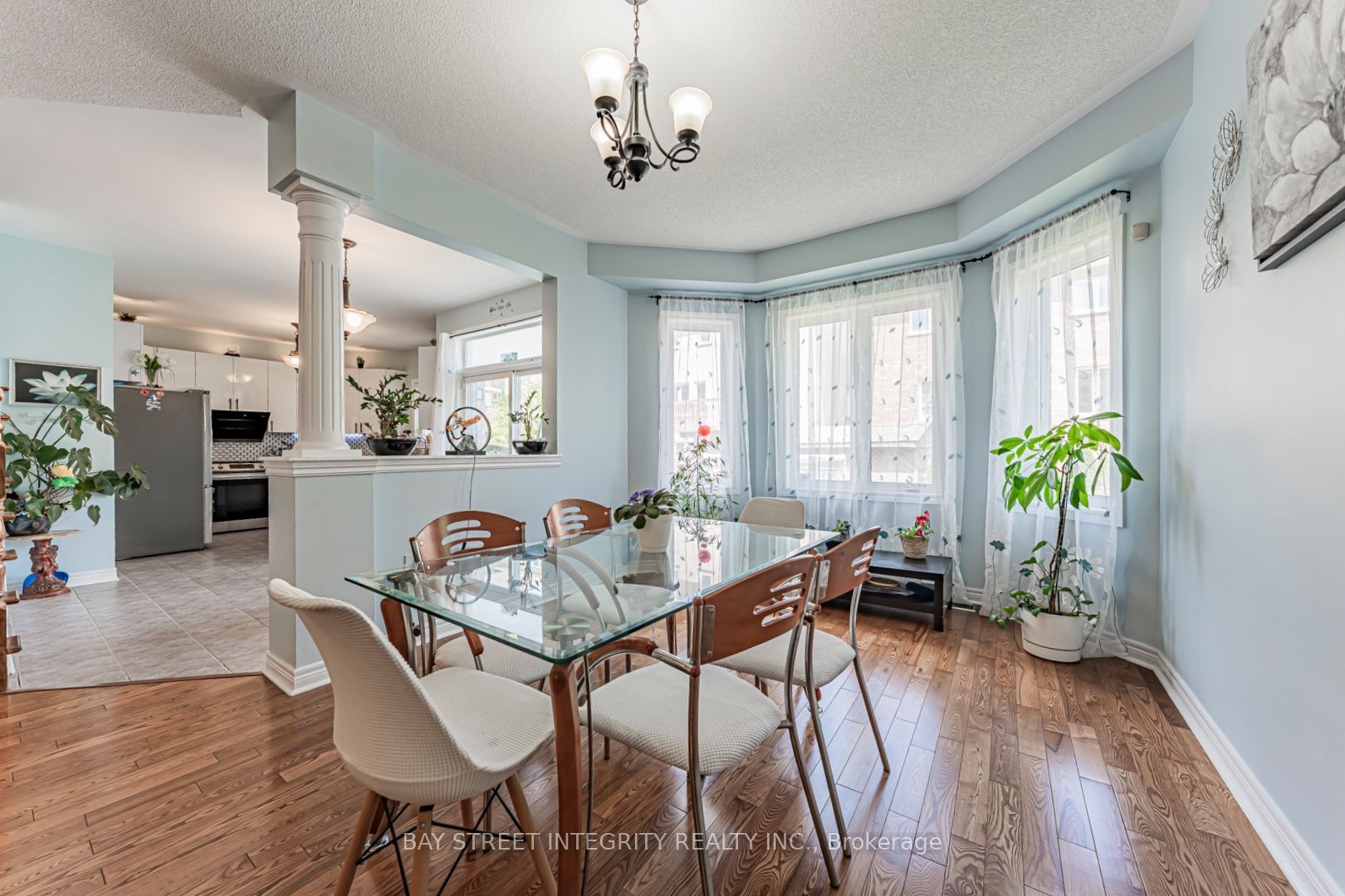 221 Woodspring Avenue Property Photo 8