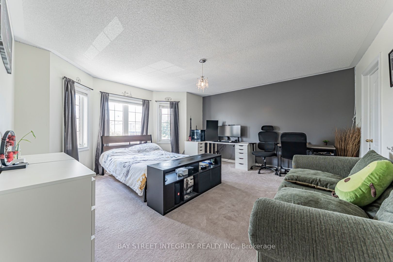 221 Woodspring Avenue Property Photo 19
