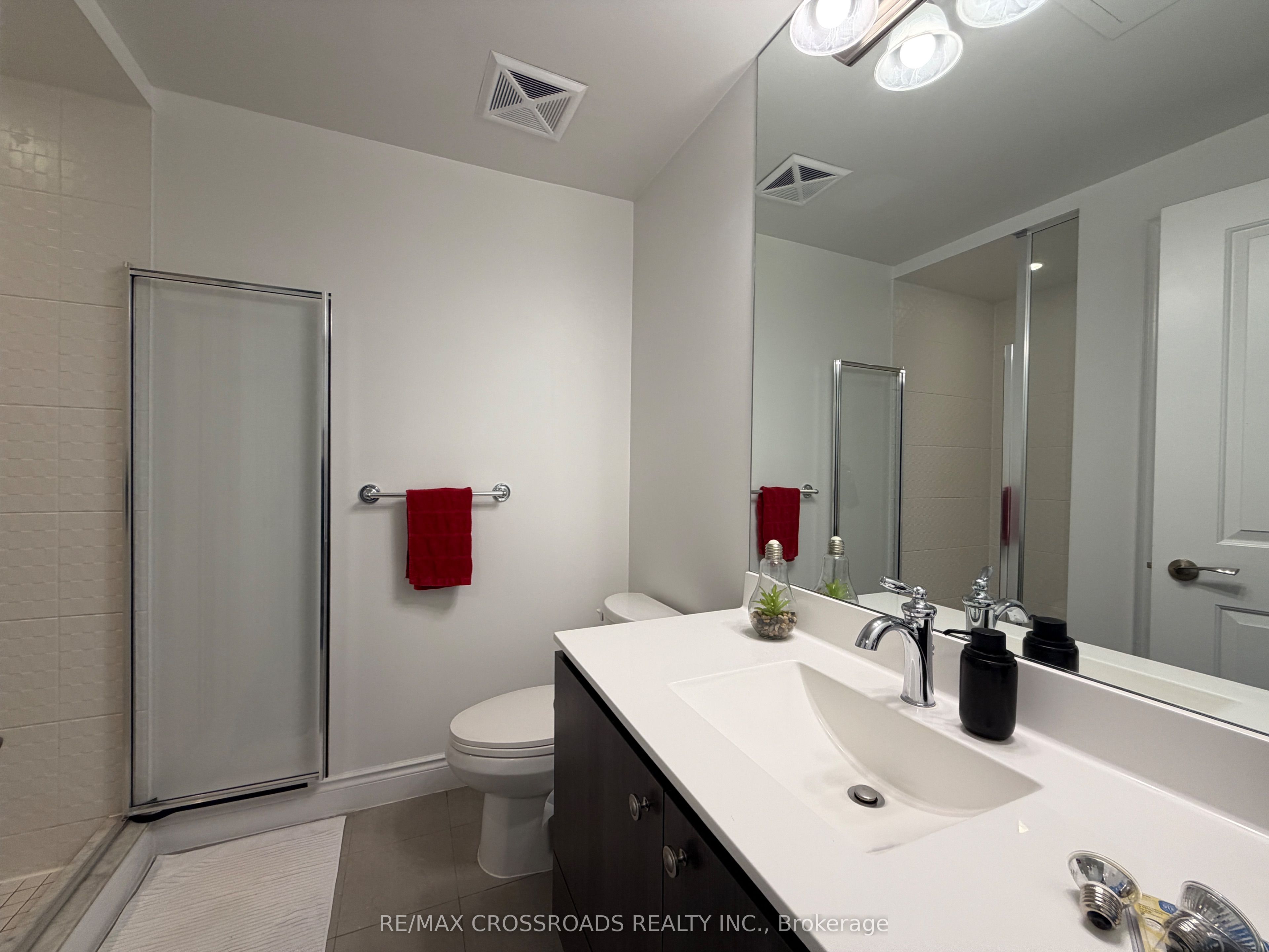 99 South Town Centre Boulevard 720 Property Photo 21