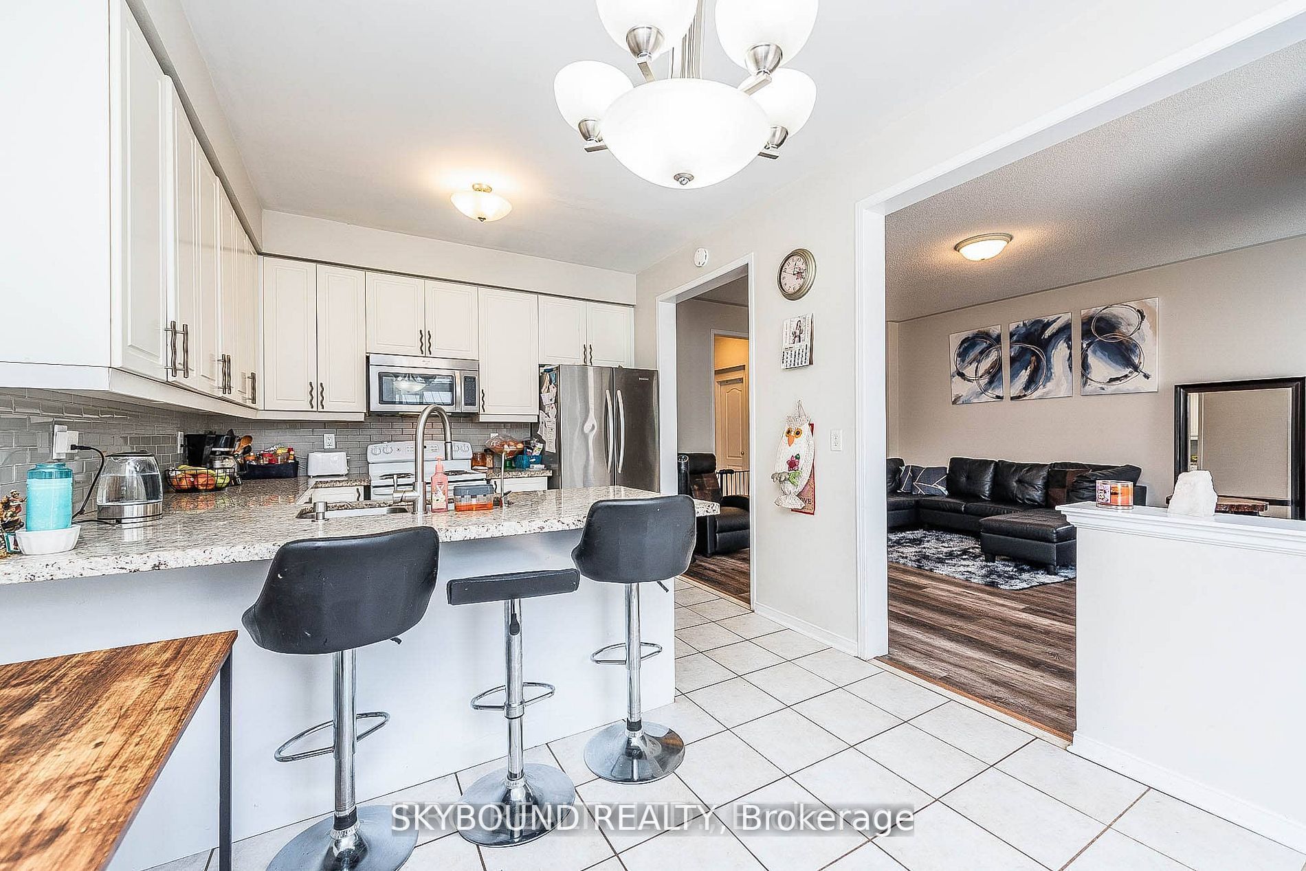 66 Skylark Drive Property Photo 8