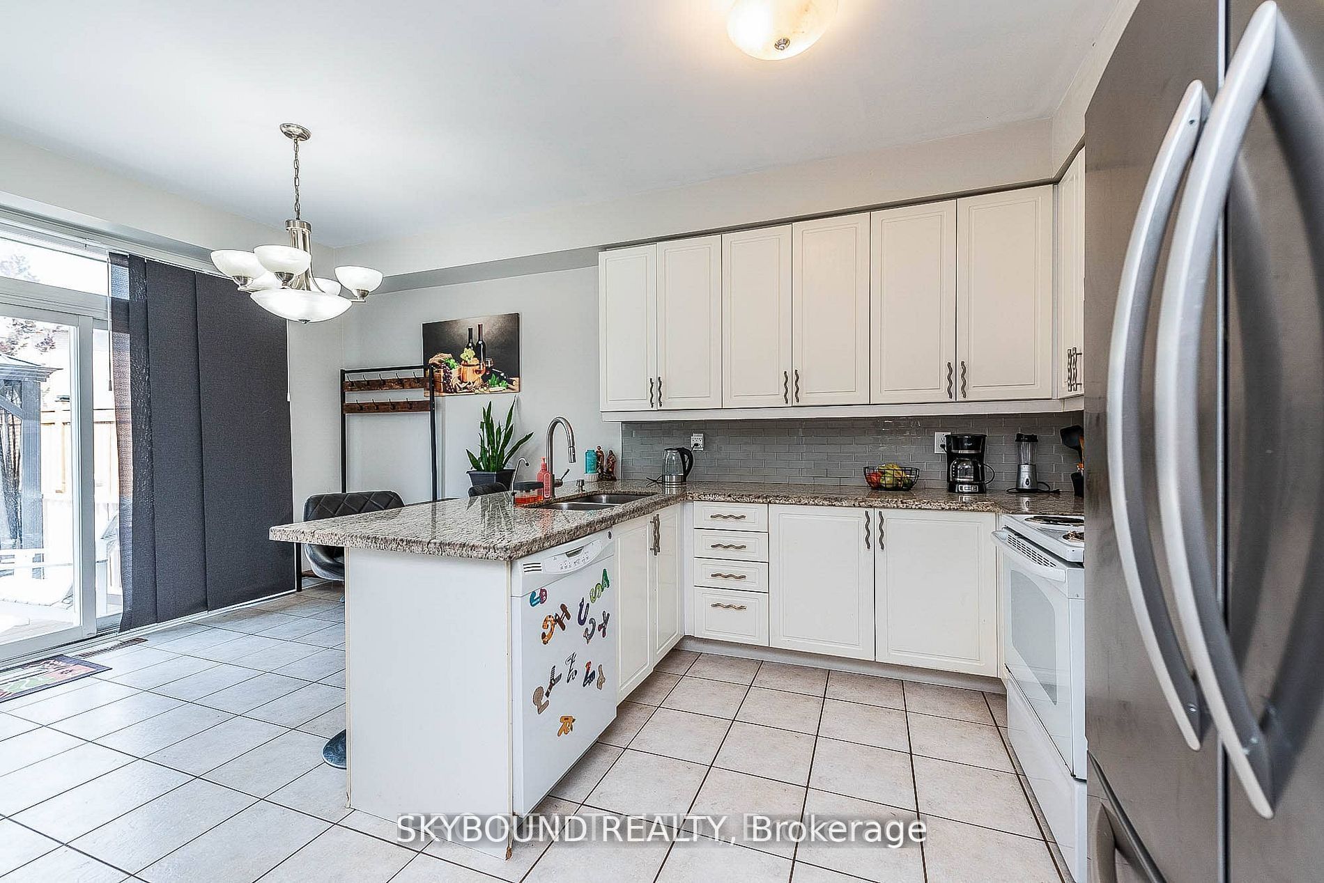 66 Skylark Drive Property Photo 9