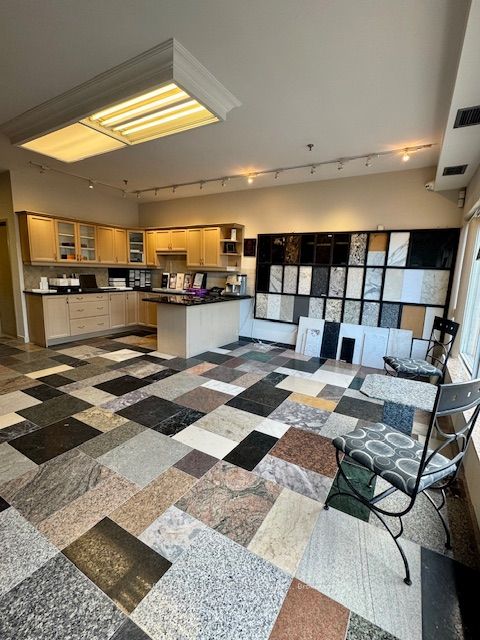111 Regina Road 22 - 23