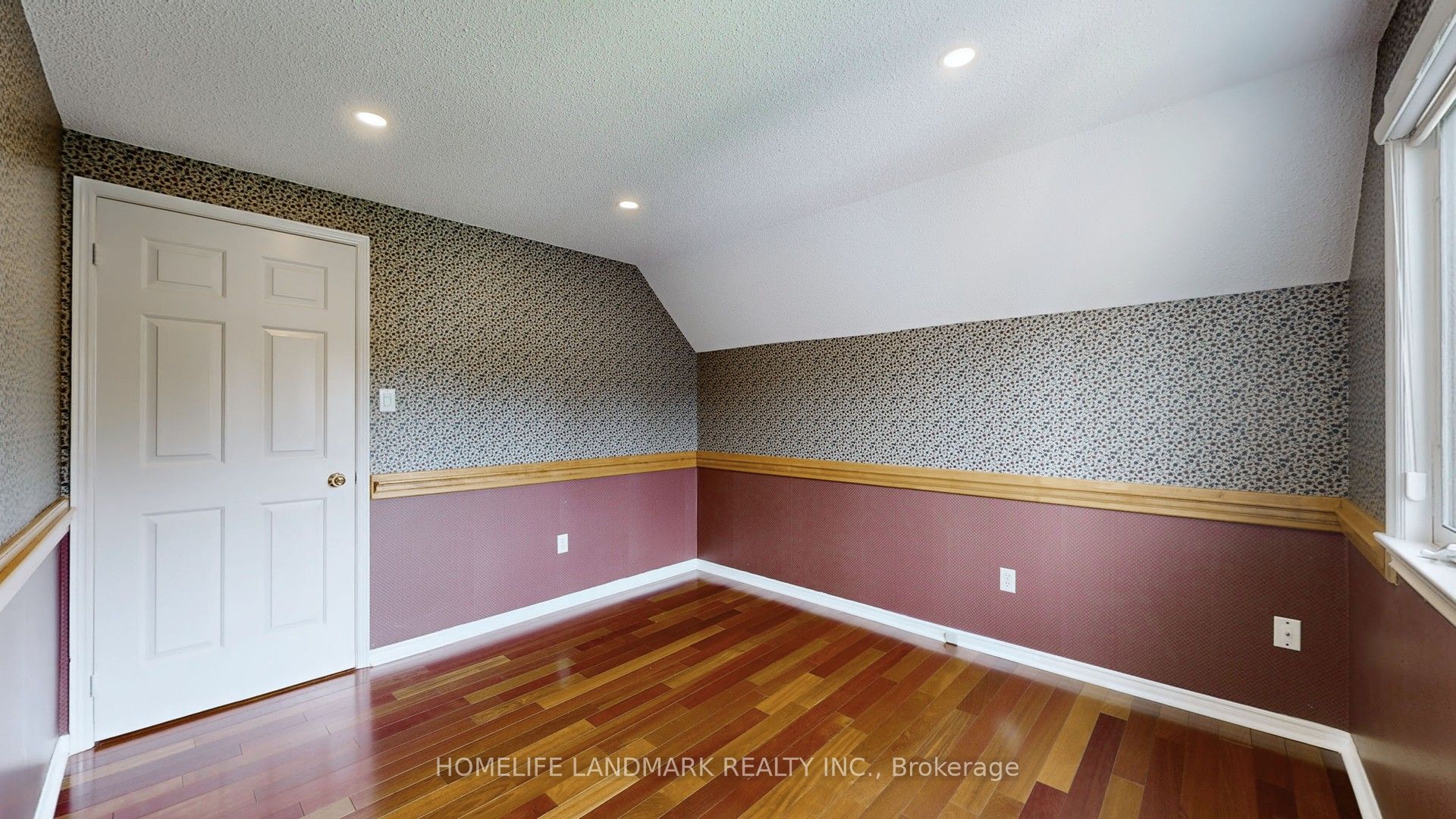 522 Cam Fella Boulevard Property Photo 27