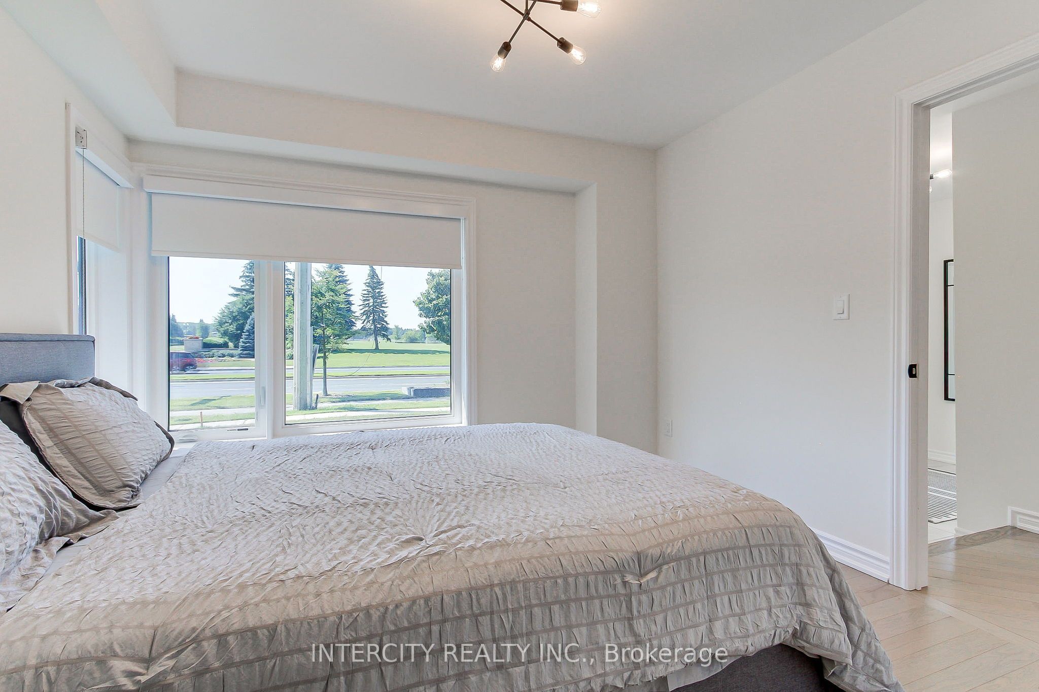130 Blick Crescent Property Photo 13
