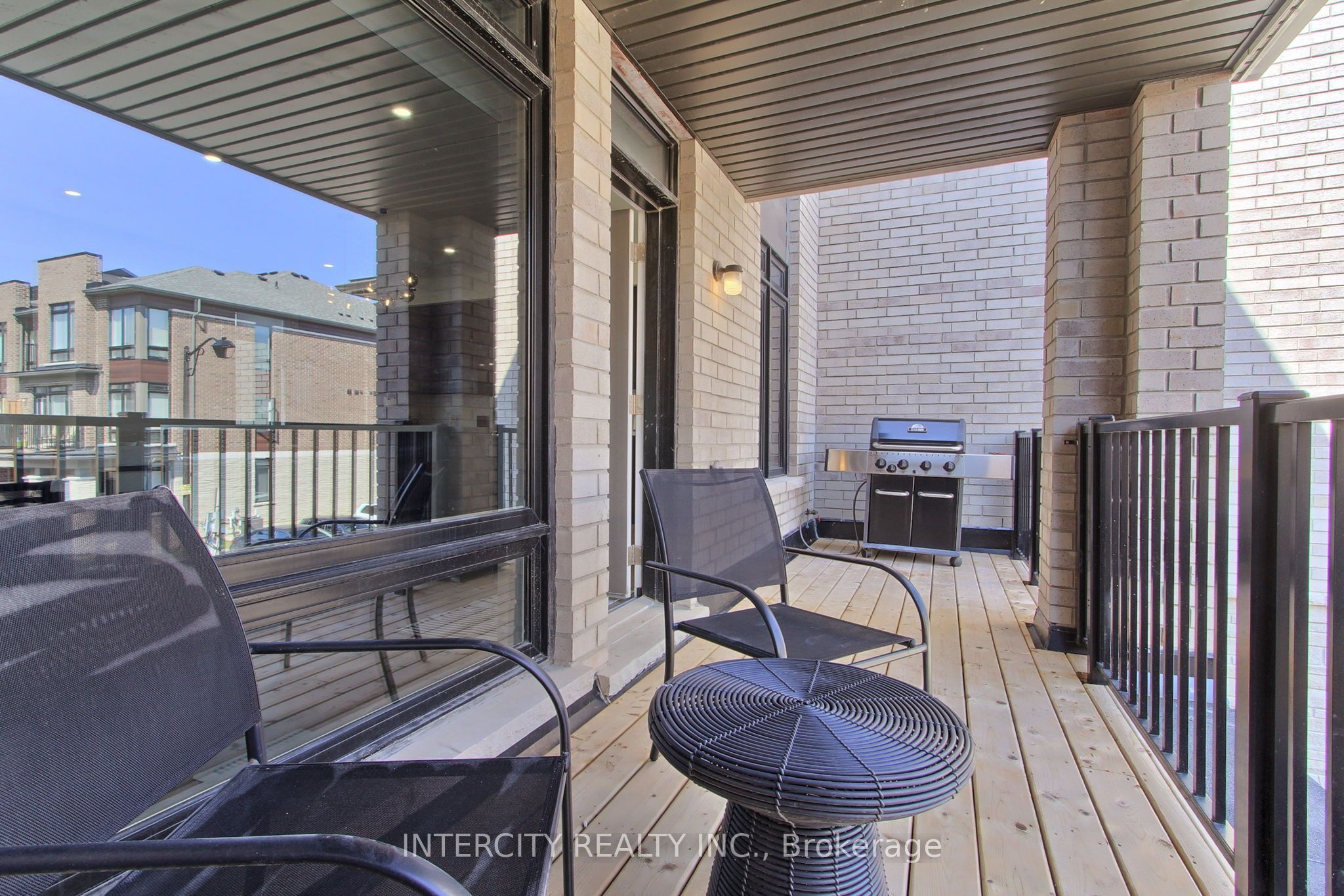 130 Blick Crescent Property Photo 22