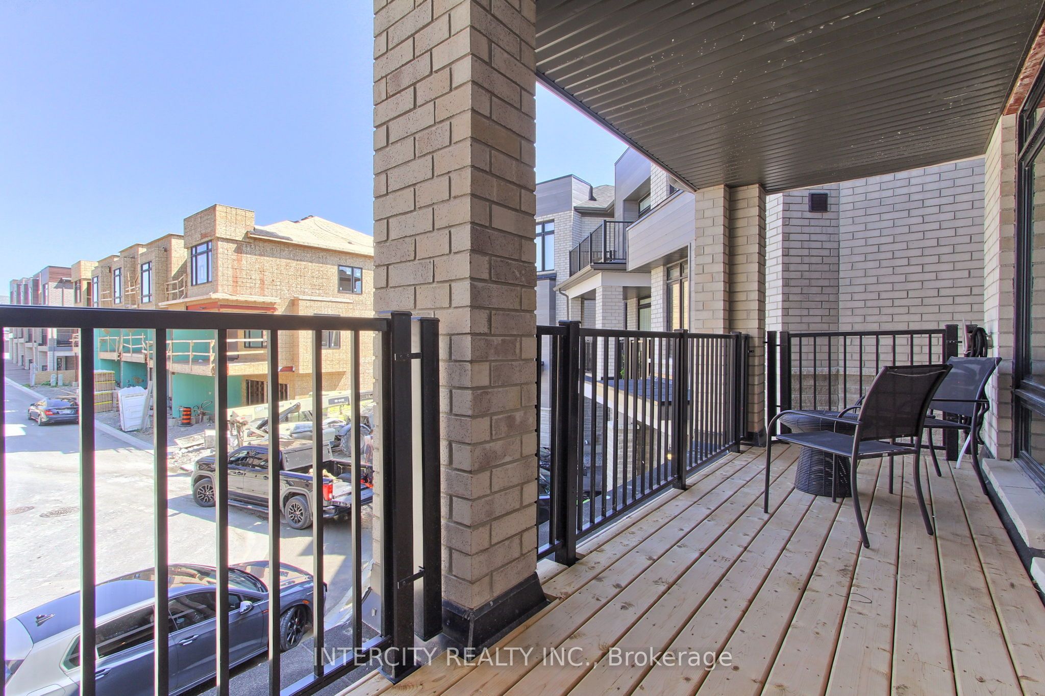 130 Blick Crescent Property Photo 23