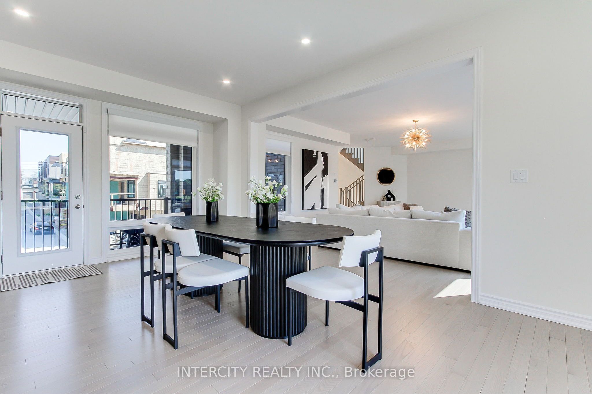 130 Blick Crescent Property Photo 25