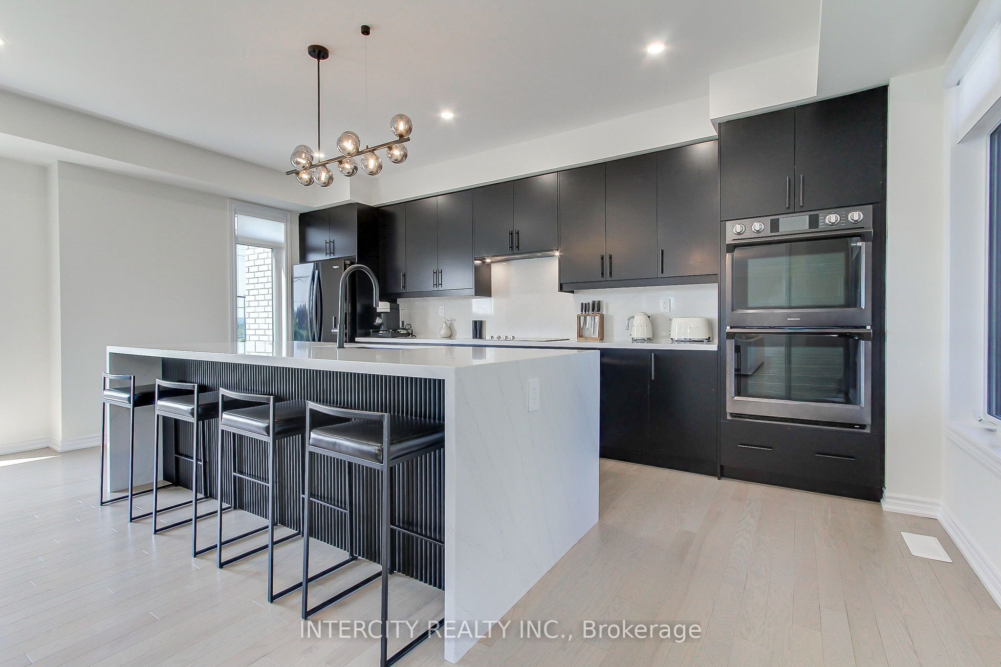 130 Blick Crescent Property Photo 27