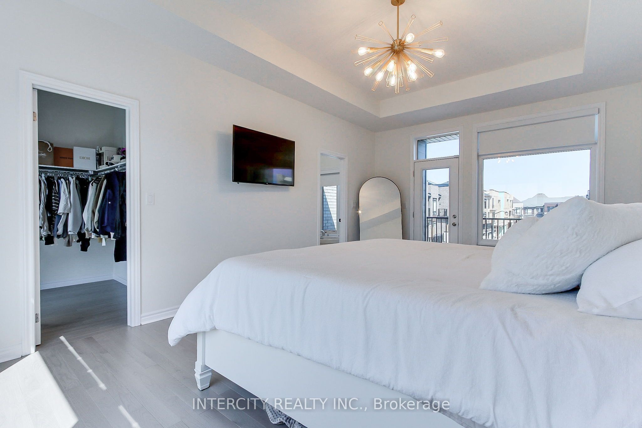 130 Blick Crescent Property Photo 41