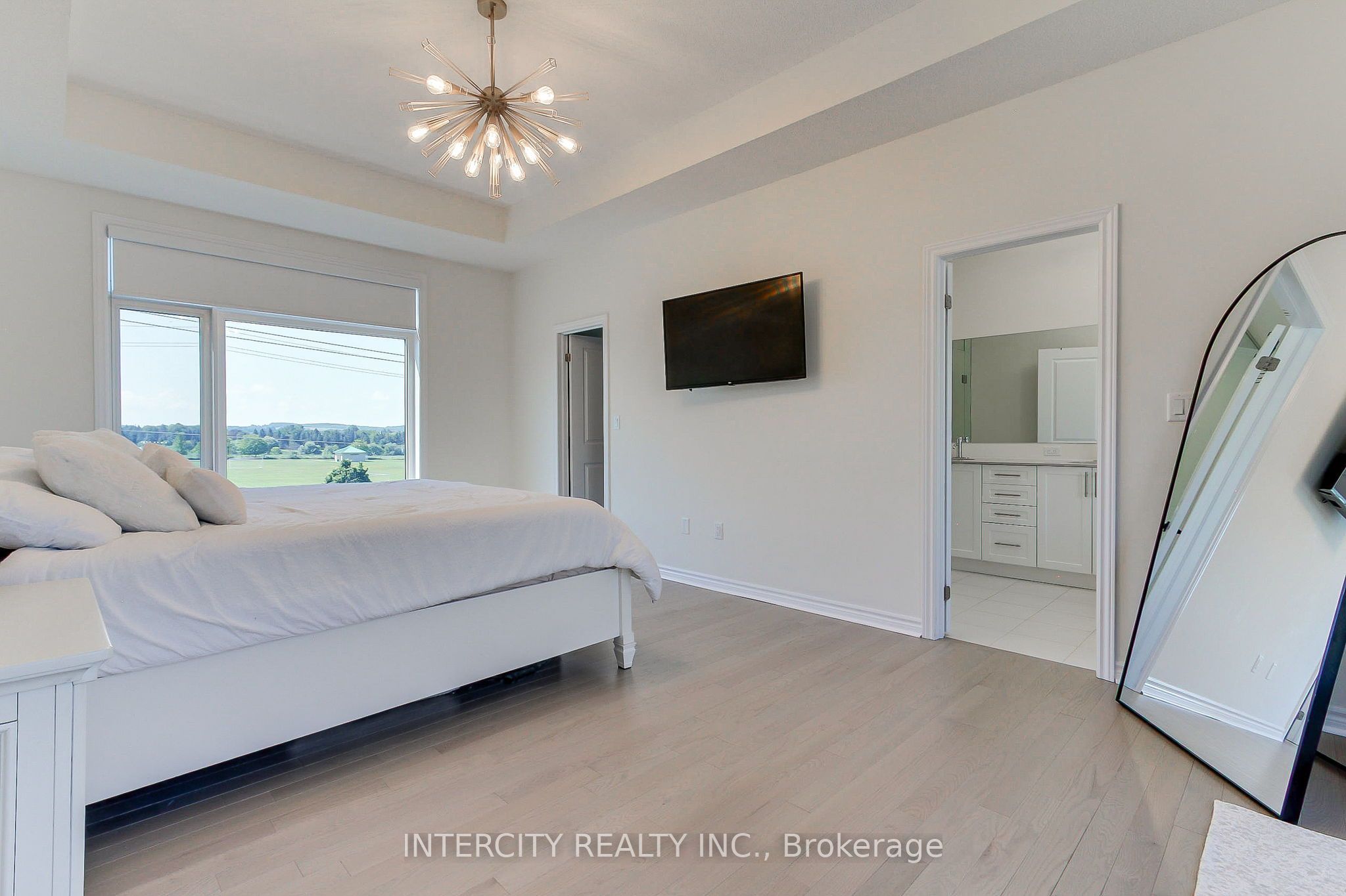 130 Blick Crescent Property Photo 42