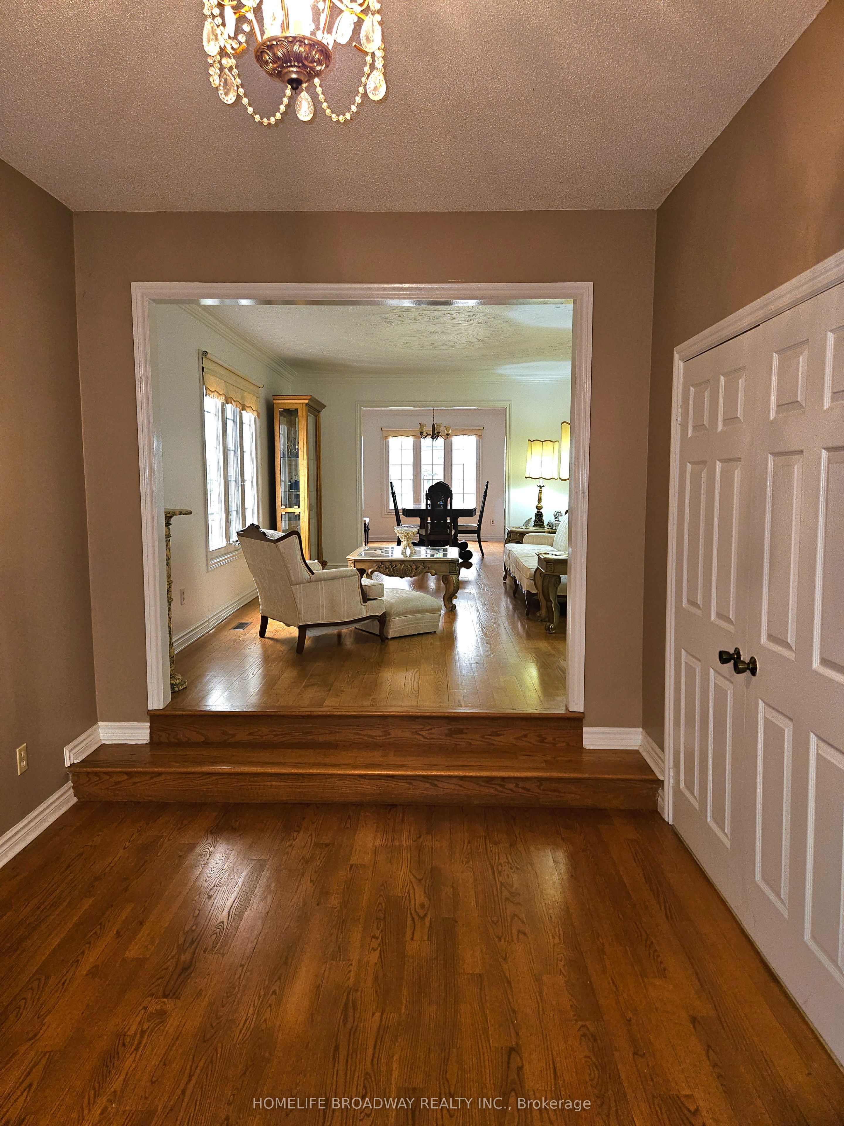 11 Perdue Court Property Photo 6